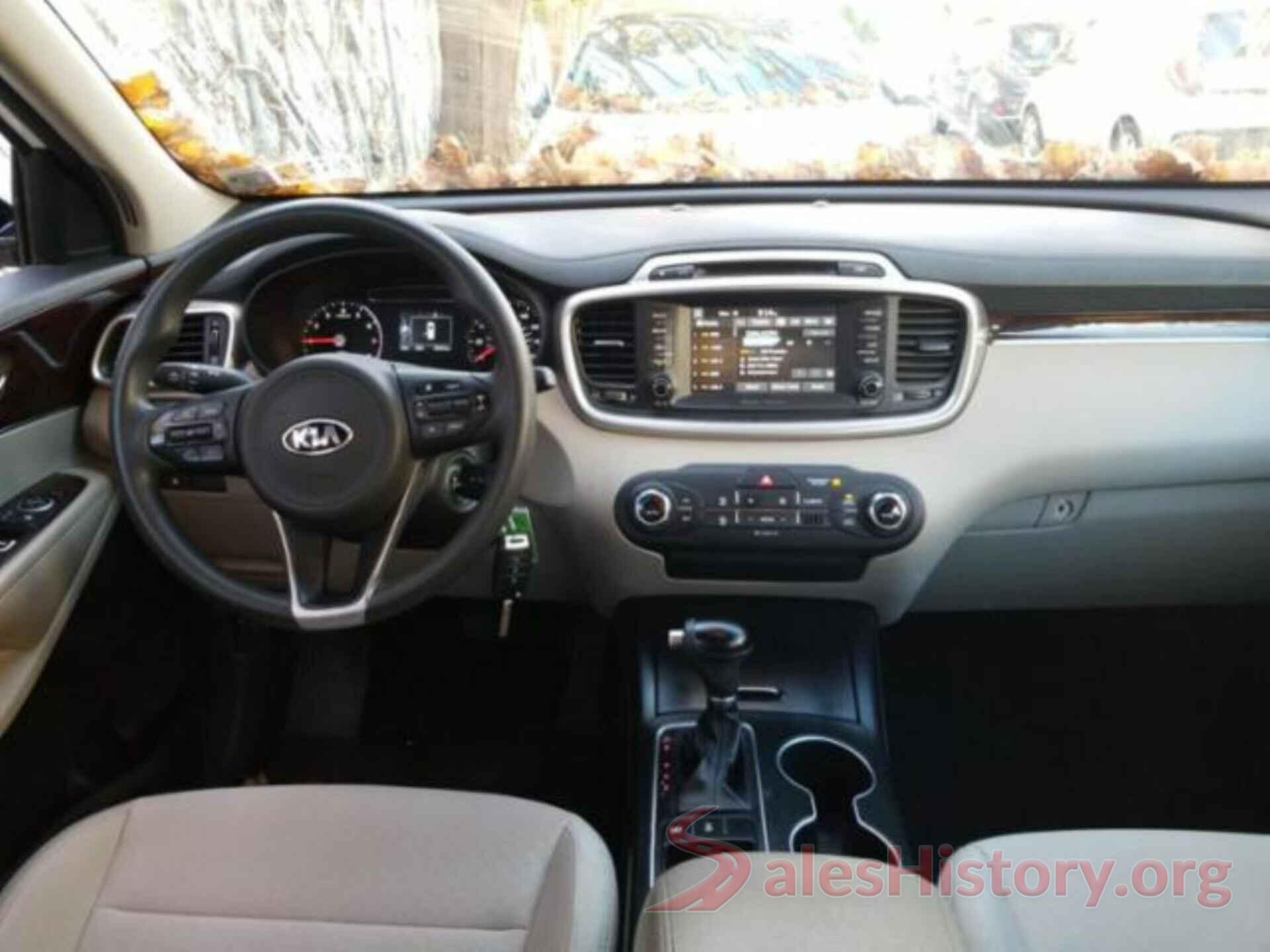 5XYPGDA37JG351655 2018 KIA SORENTO