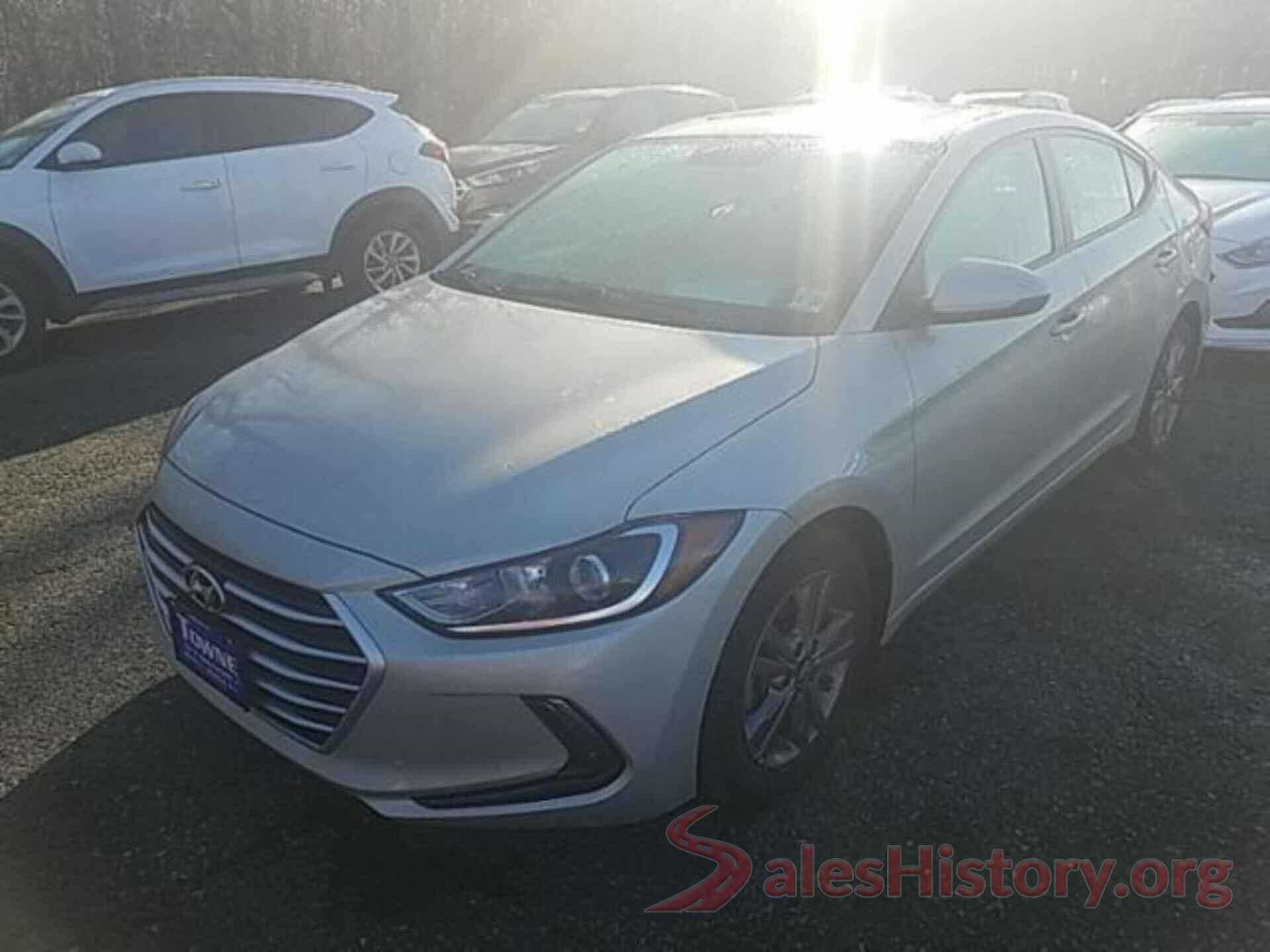 5NPD84LF1JH288200 2018 HYUNDAI ELANTRA