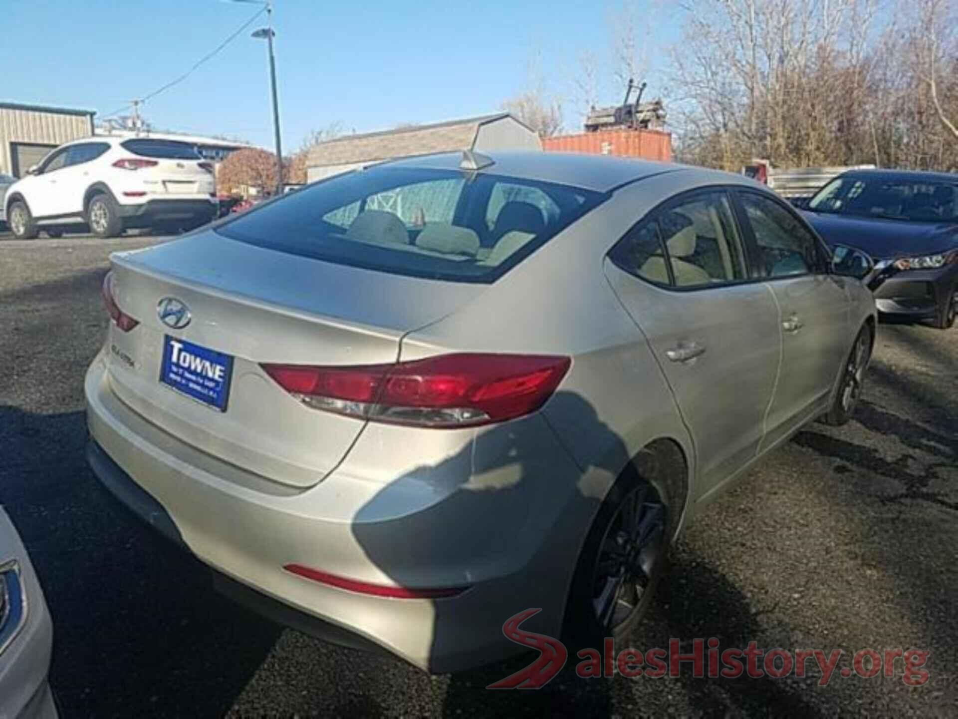 5NPD84LF1JH288200 2018 HYUNDAI ELANTRA