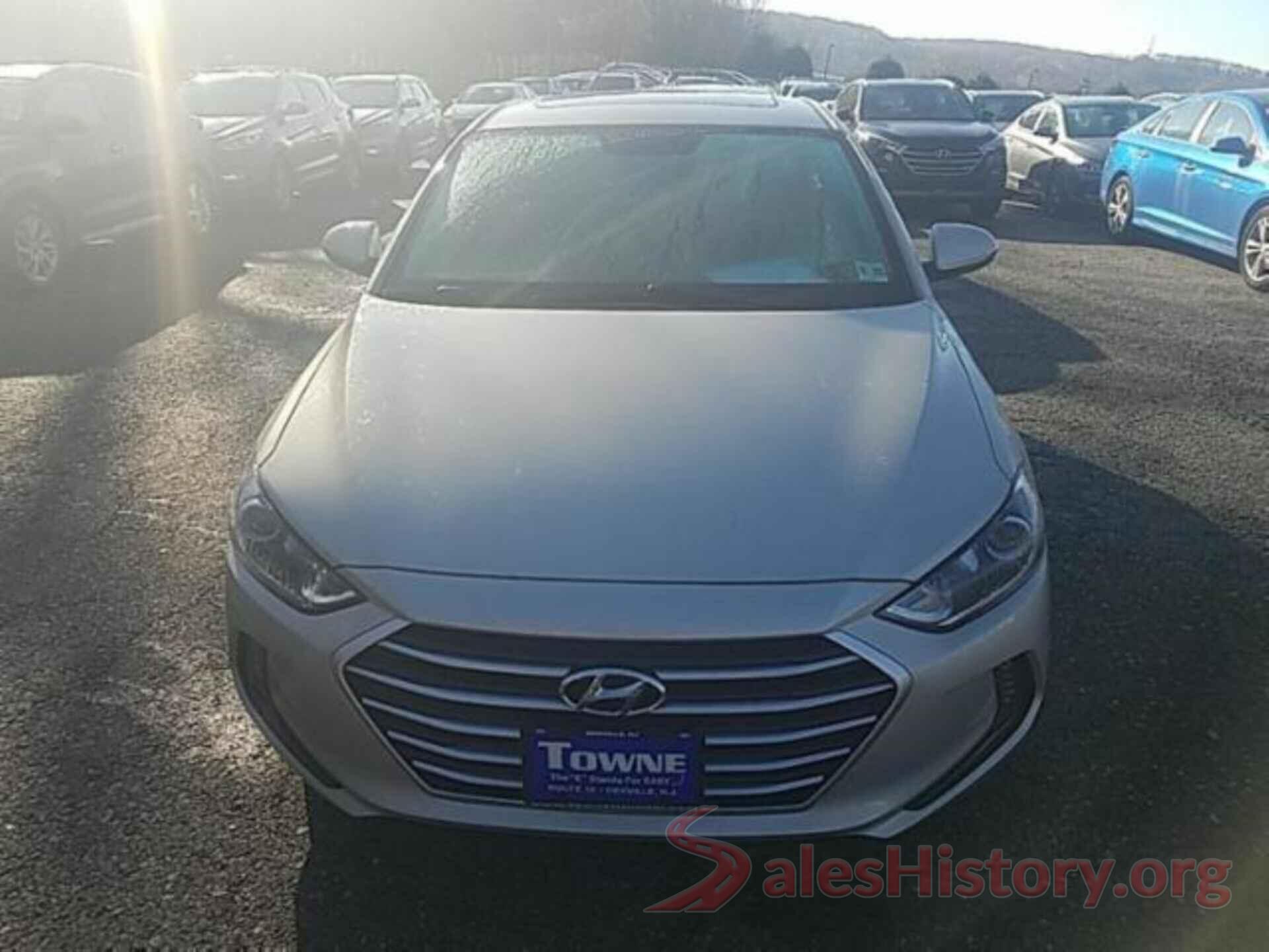 5NPD84LF1JH288200 2018 HYUNDAI ELANTRA