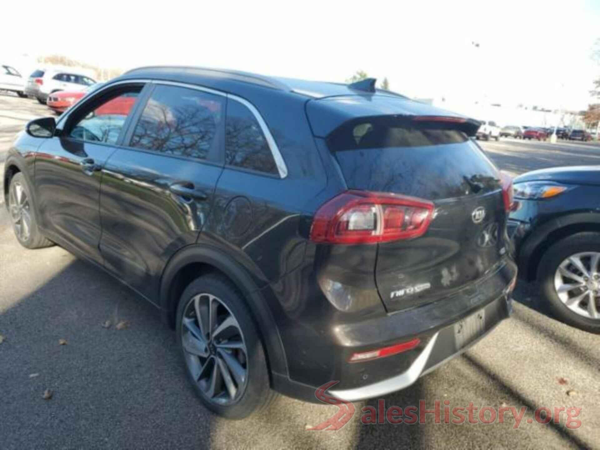 KNDCE3LC5H5076754 2017 KIA NIRO