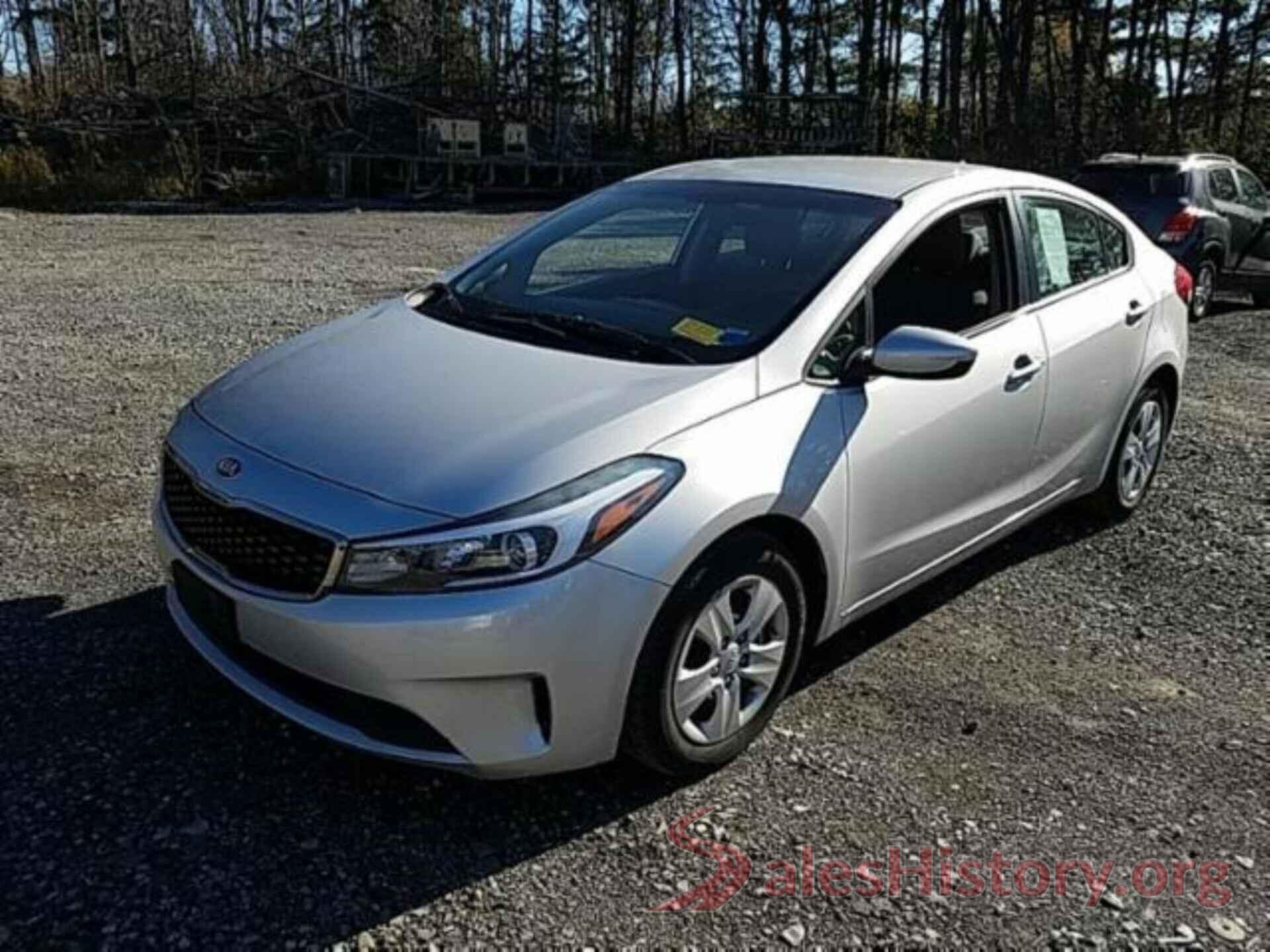 3KPFK4A75HE053660 2017 KIA FORTE