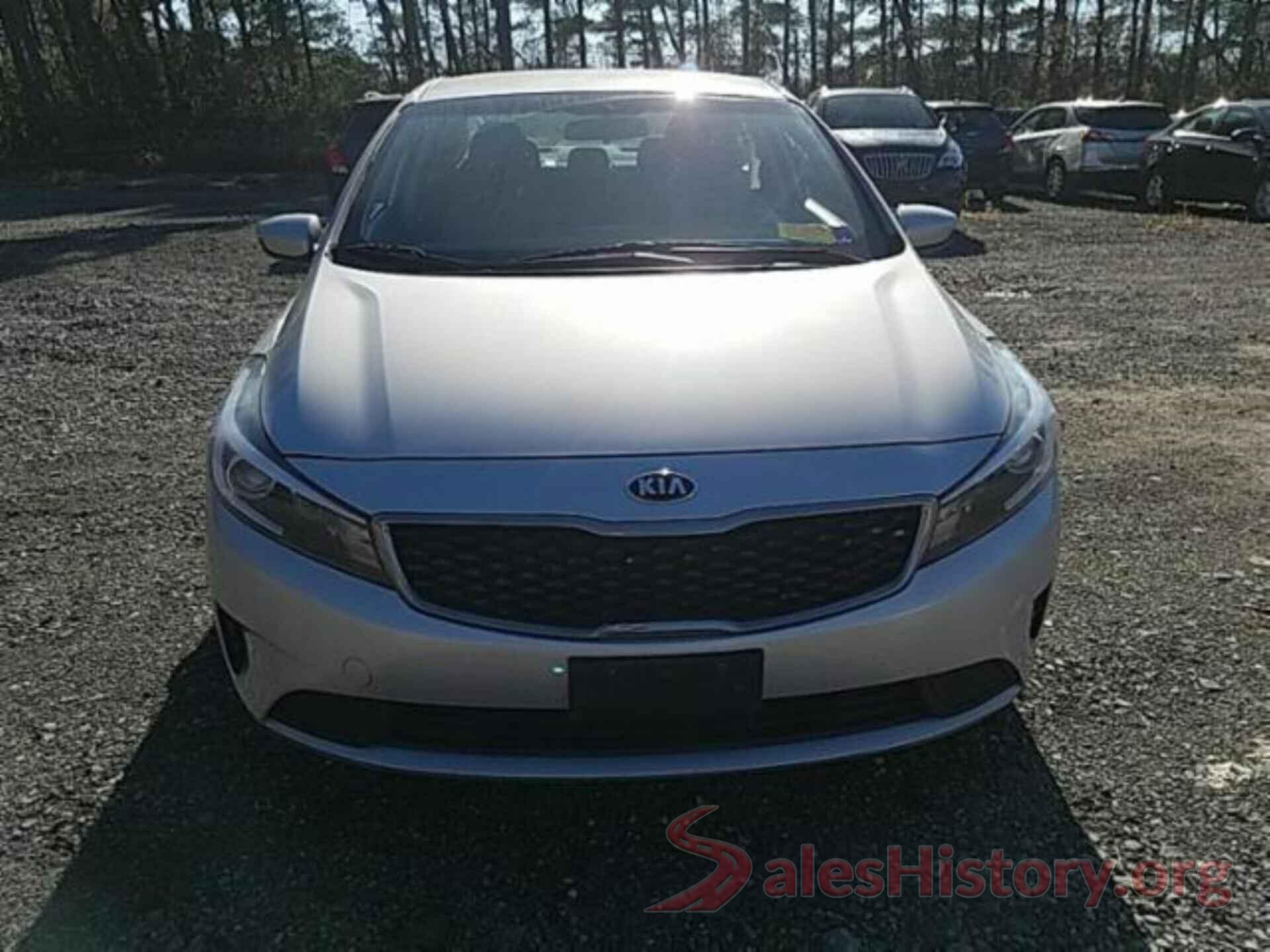 3KPFK4A75HE053660 2017 KIA FORTE