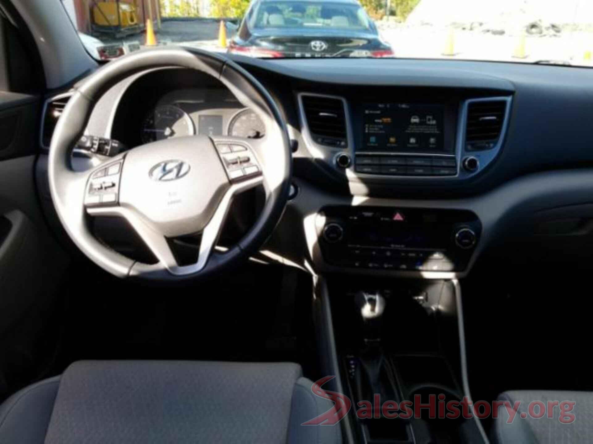 KM8J3CA20JU678220 2018 HYUNDAI TUCSON