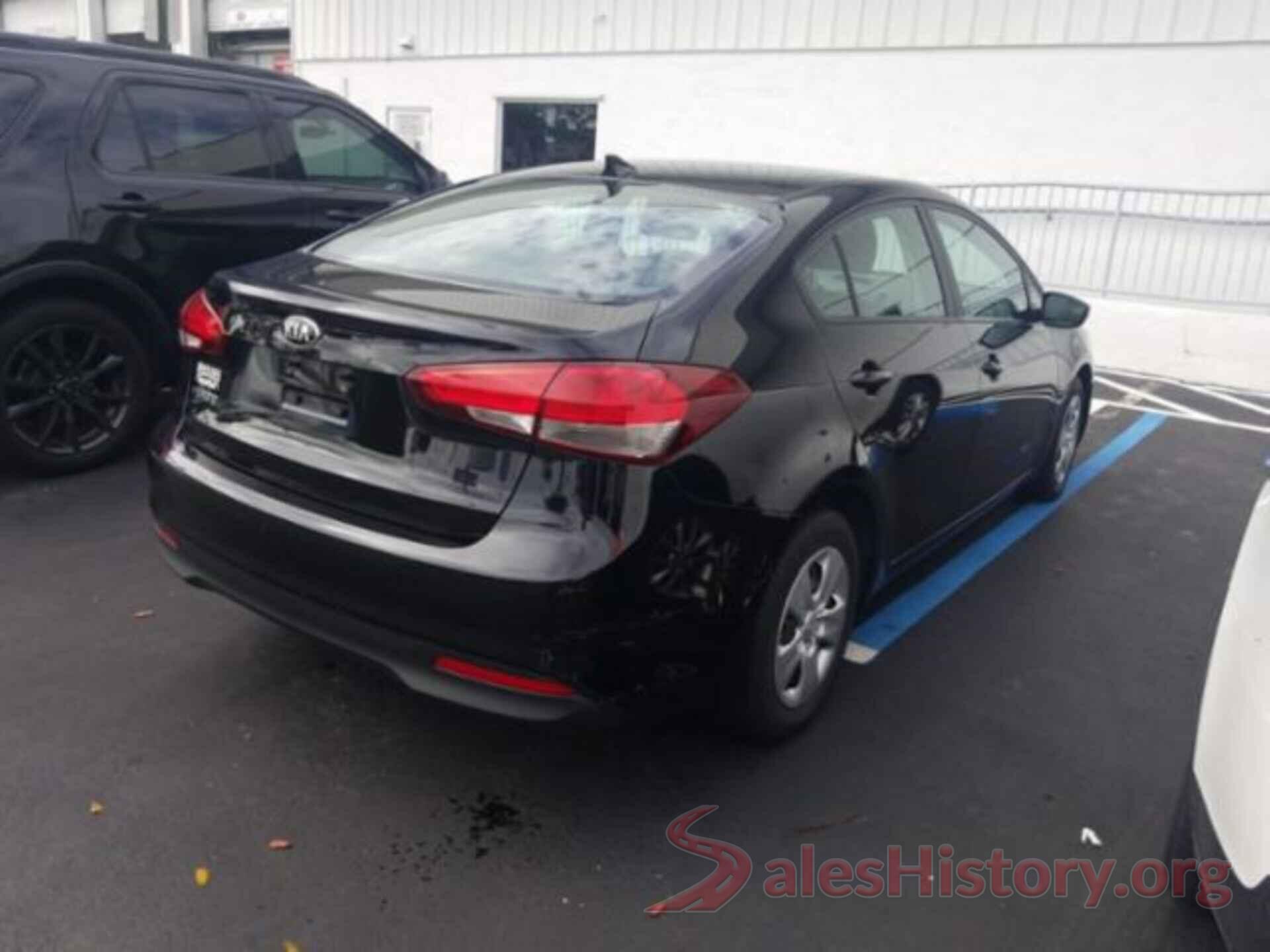 3KPFK4A79HE066749 2017 KIA FORTE