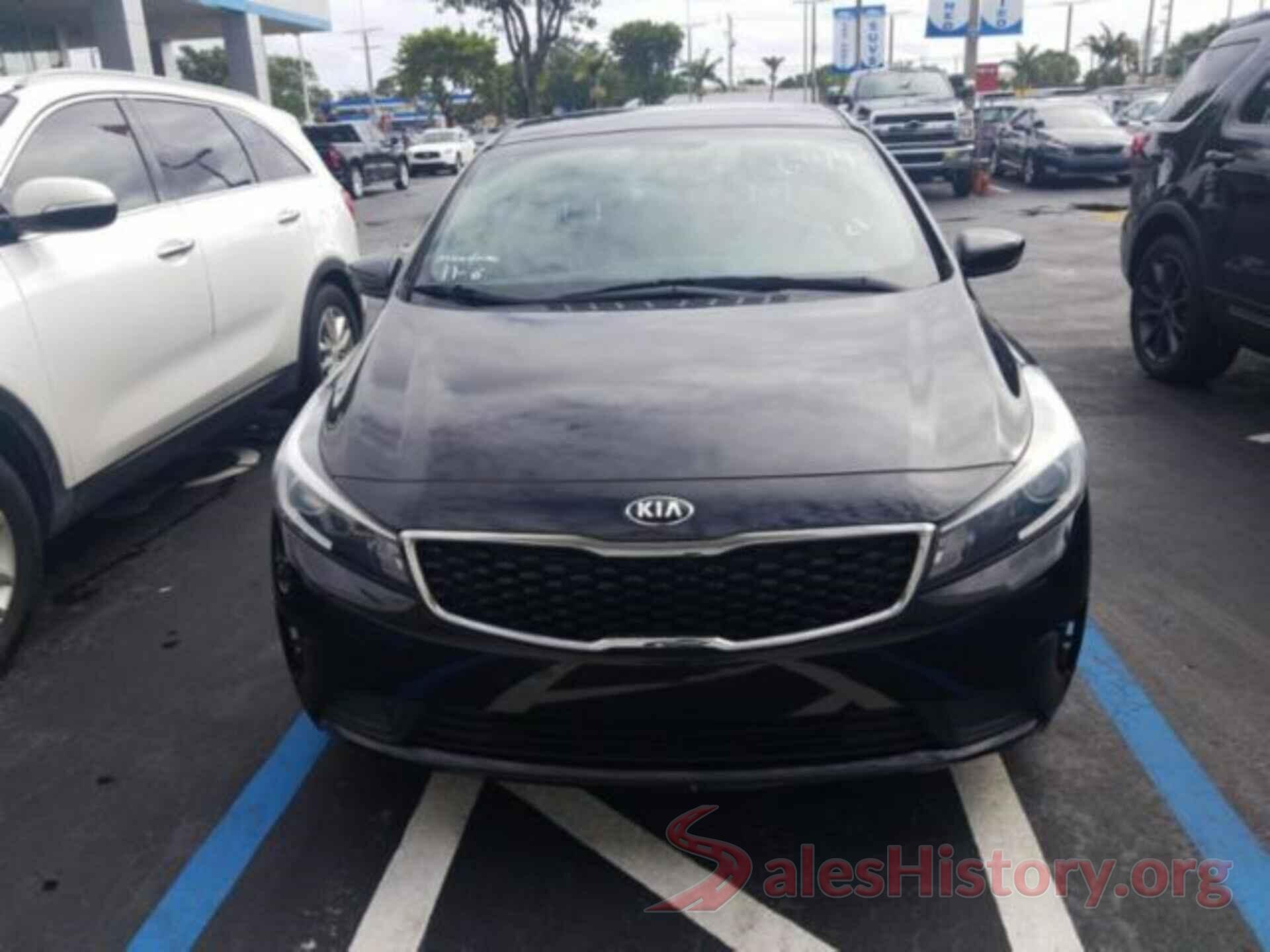 3KPFK4A79HE066749 2017 KIA FORTE