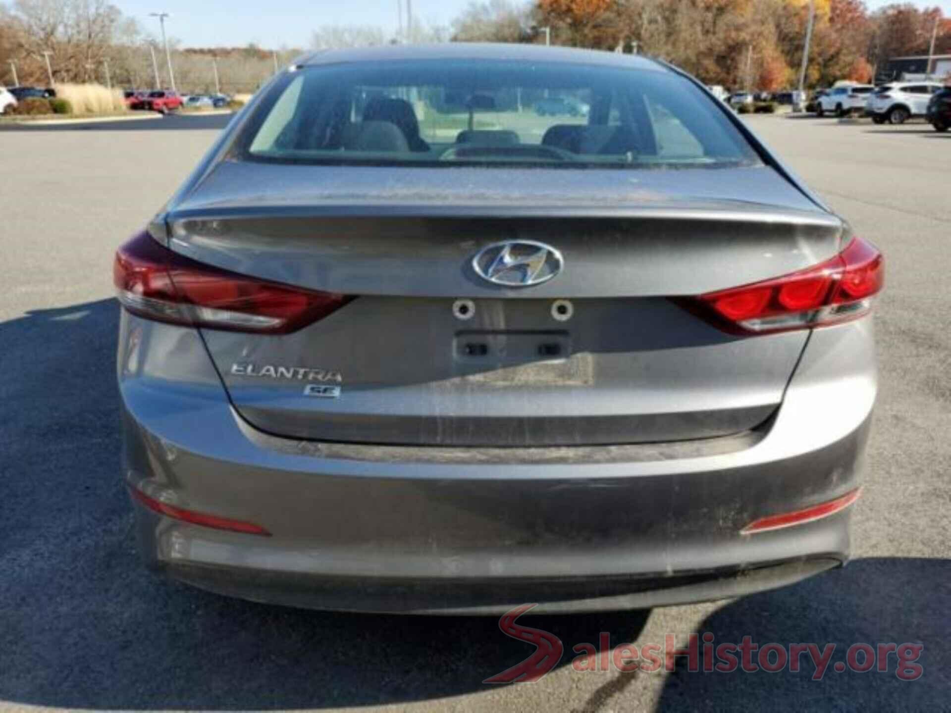 5NPD74LF5JH285237 2018 HYUNDAI ELANTRA