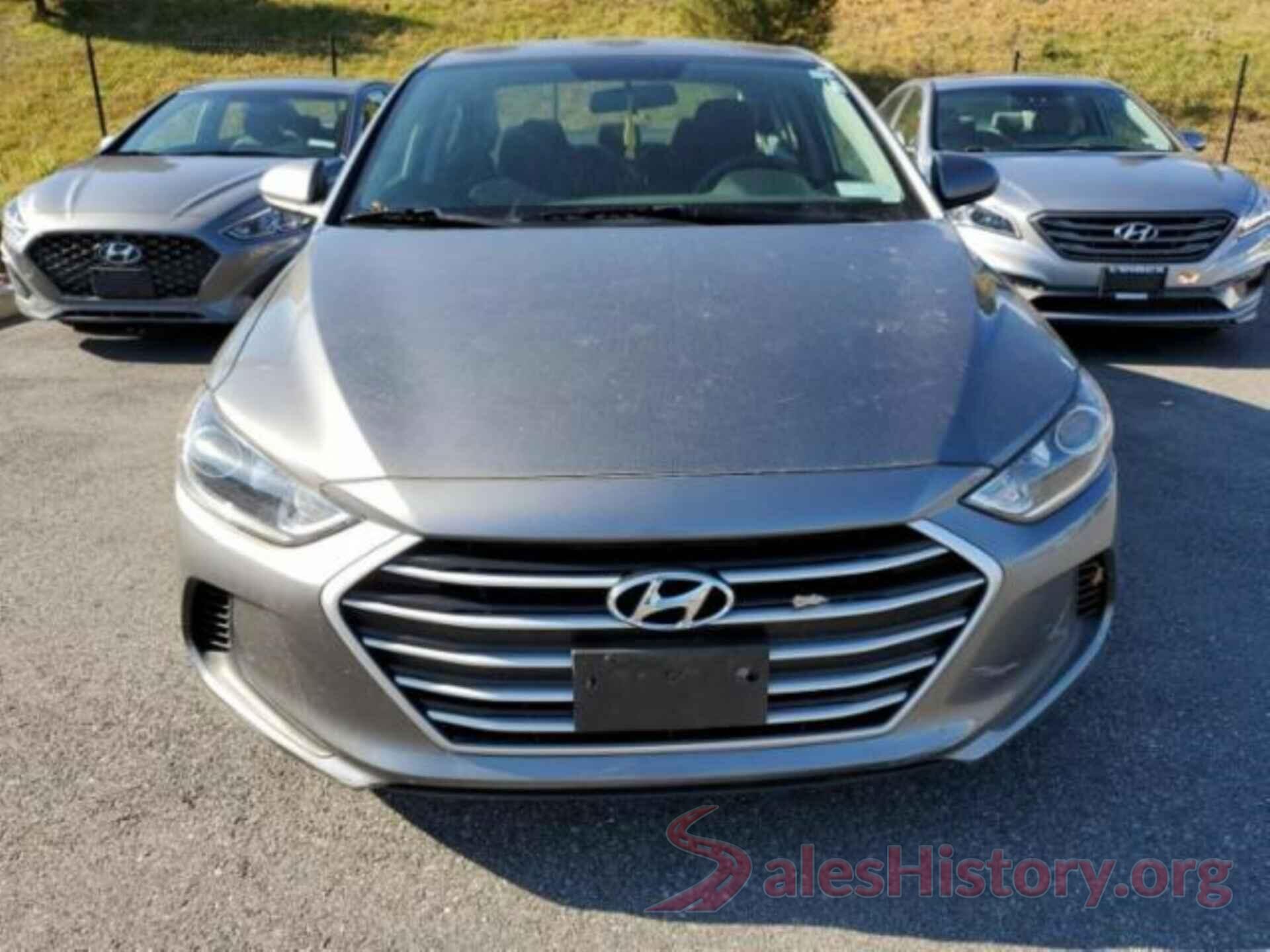 5NPD74LF5JH285237 2018 HYUNDAI ELANTRA