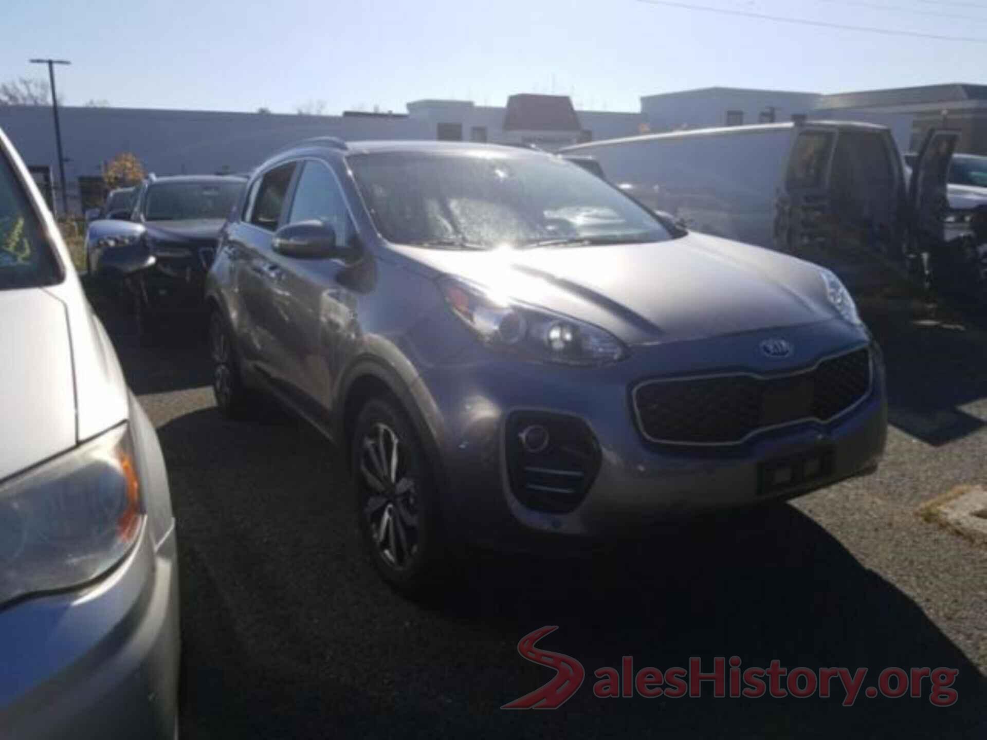 KNDPNCAC9J7356403 2018 KIA SPORTAGE