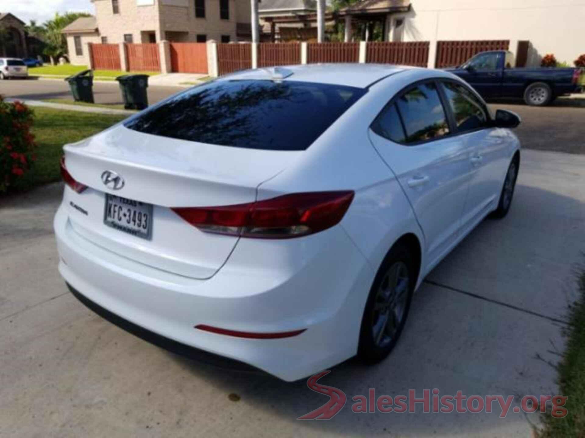 5NPD84LF9JH245143 2018 HYUNDAI ELANTRA