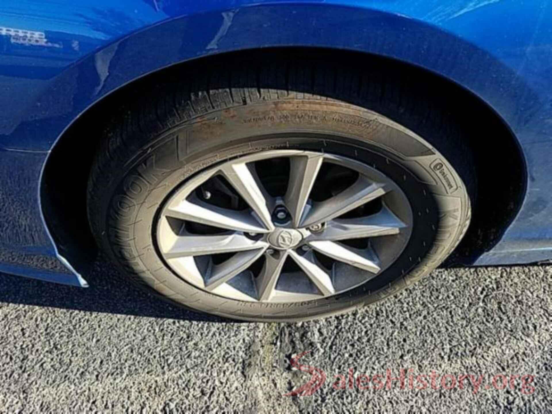 5NPE24AF0JH607918 2018 HYUNDAI SONATA