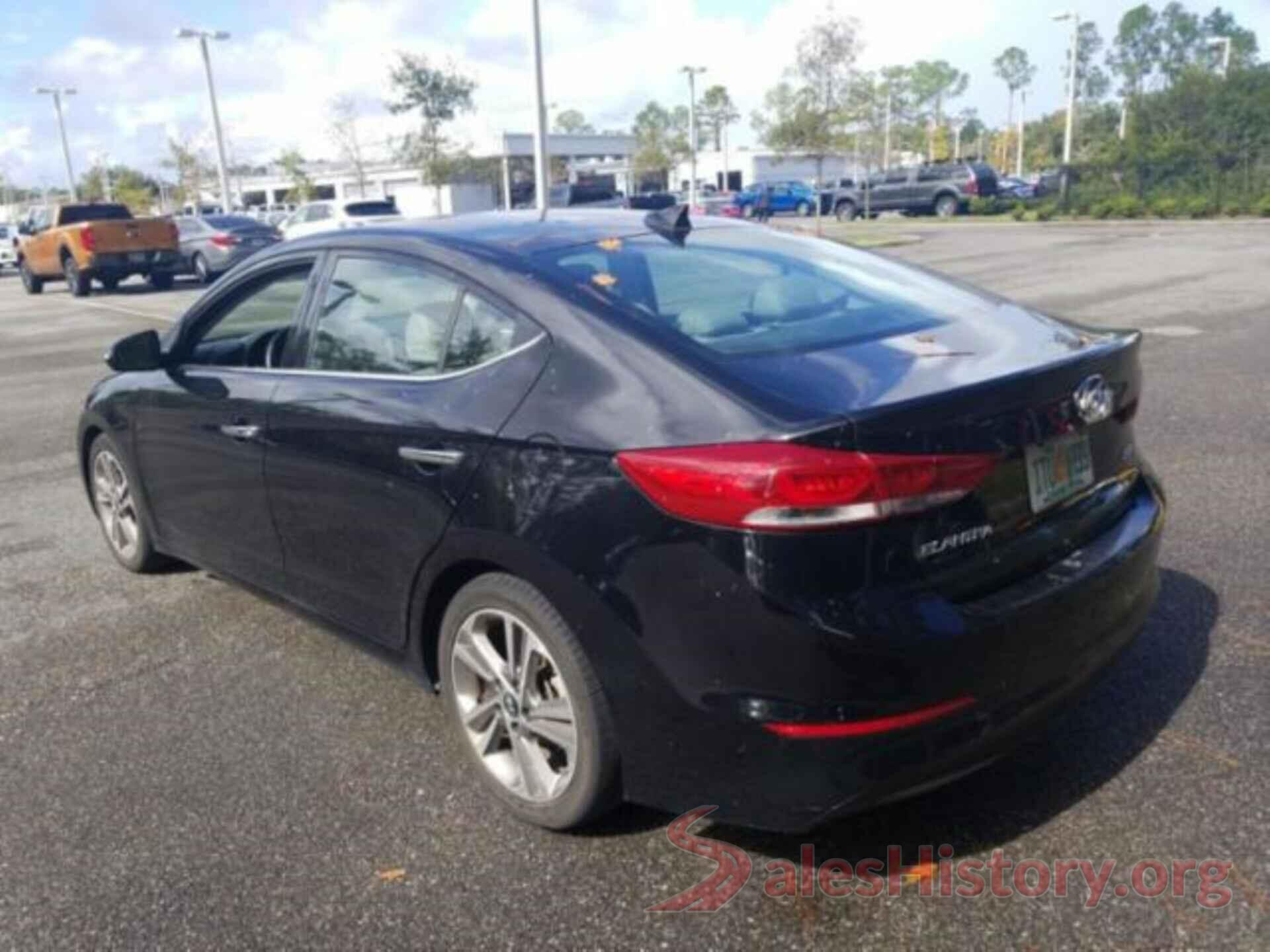 5NPD84LF7HH062852 2017 HYUNDAI ELANTRA