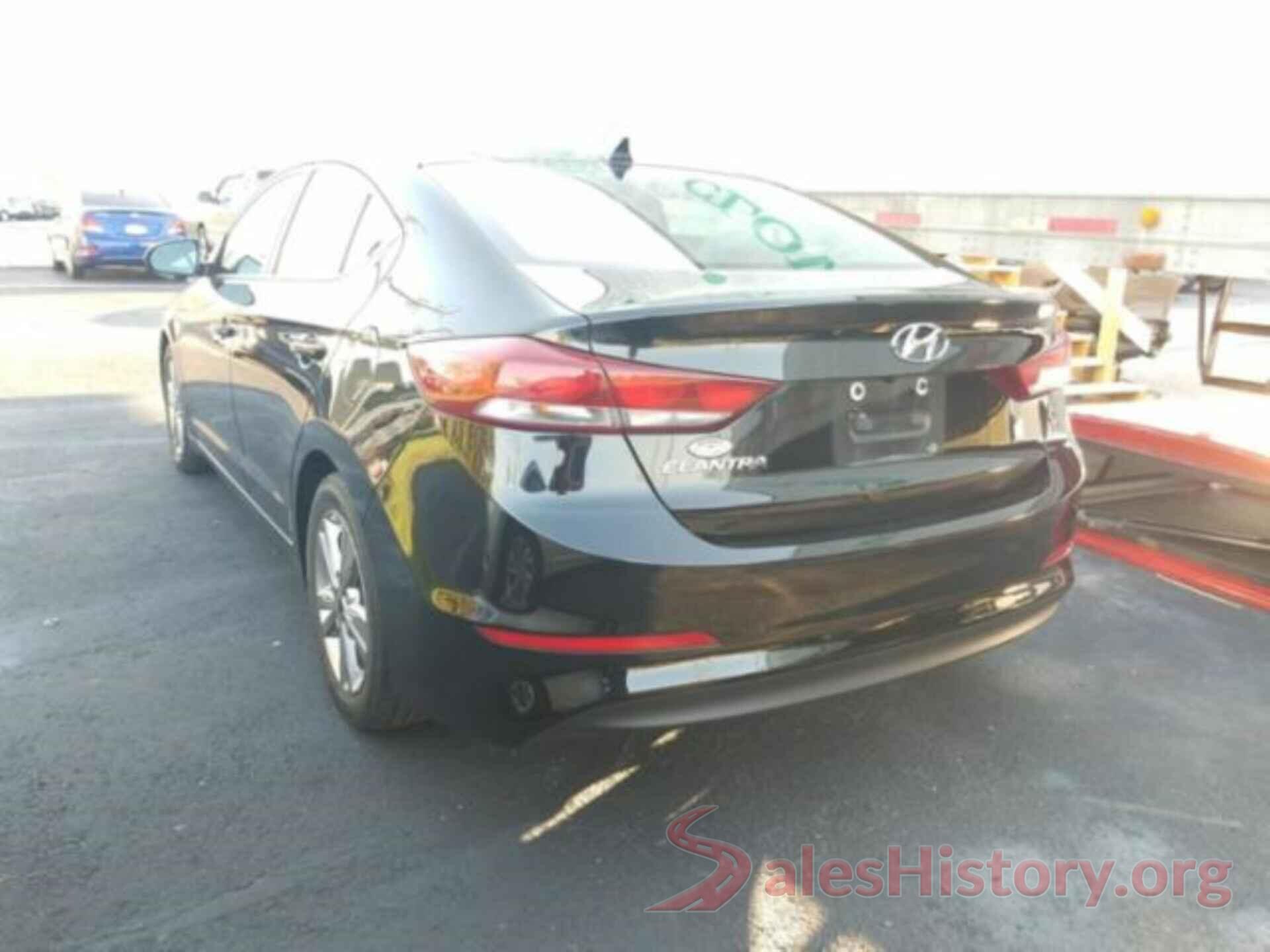 KMHD84LFXJU502005 2018 HYUNDAI ELANTRA