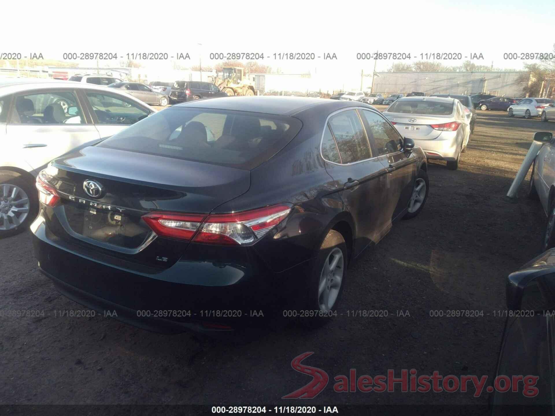 4T1B11HK3JU589519 2018 TOYOTA CAMRY