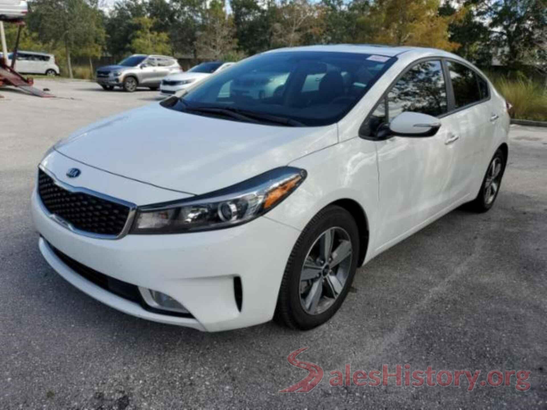 3KPFL4A75JE198104 2018 KIA FORTE