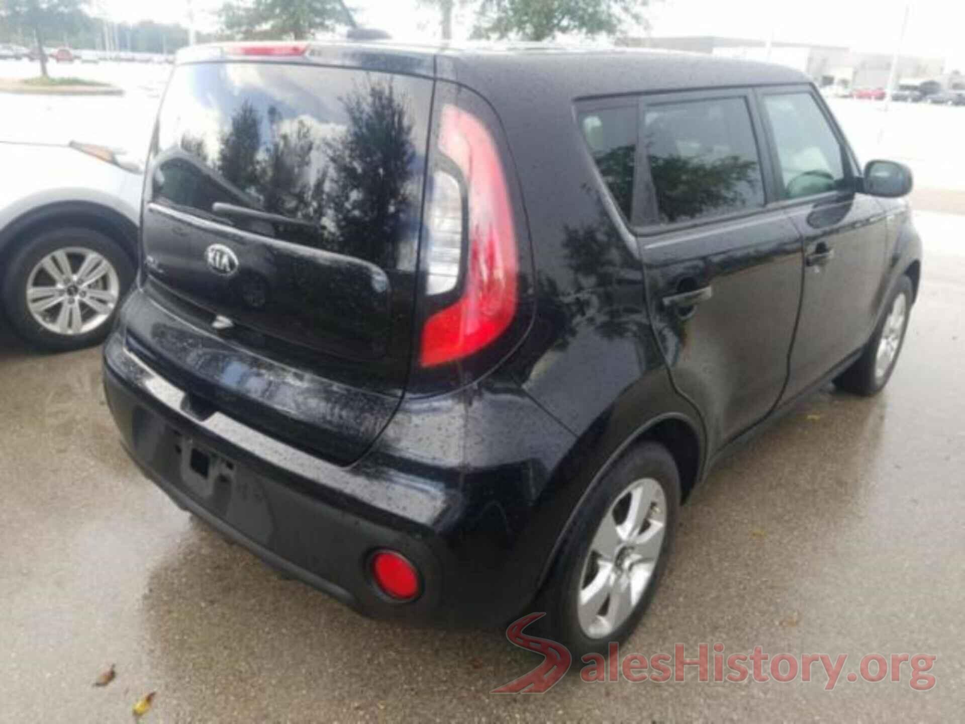 KNDJN2A2XJ7518661 2018 KIA SOUL