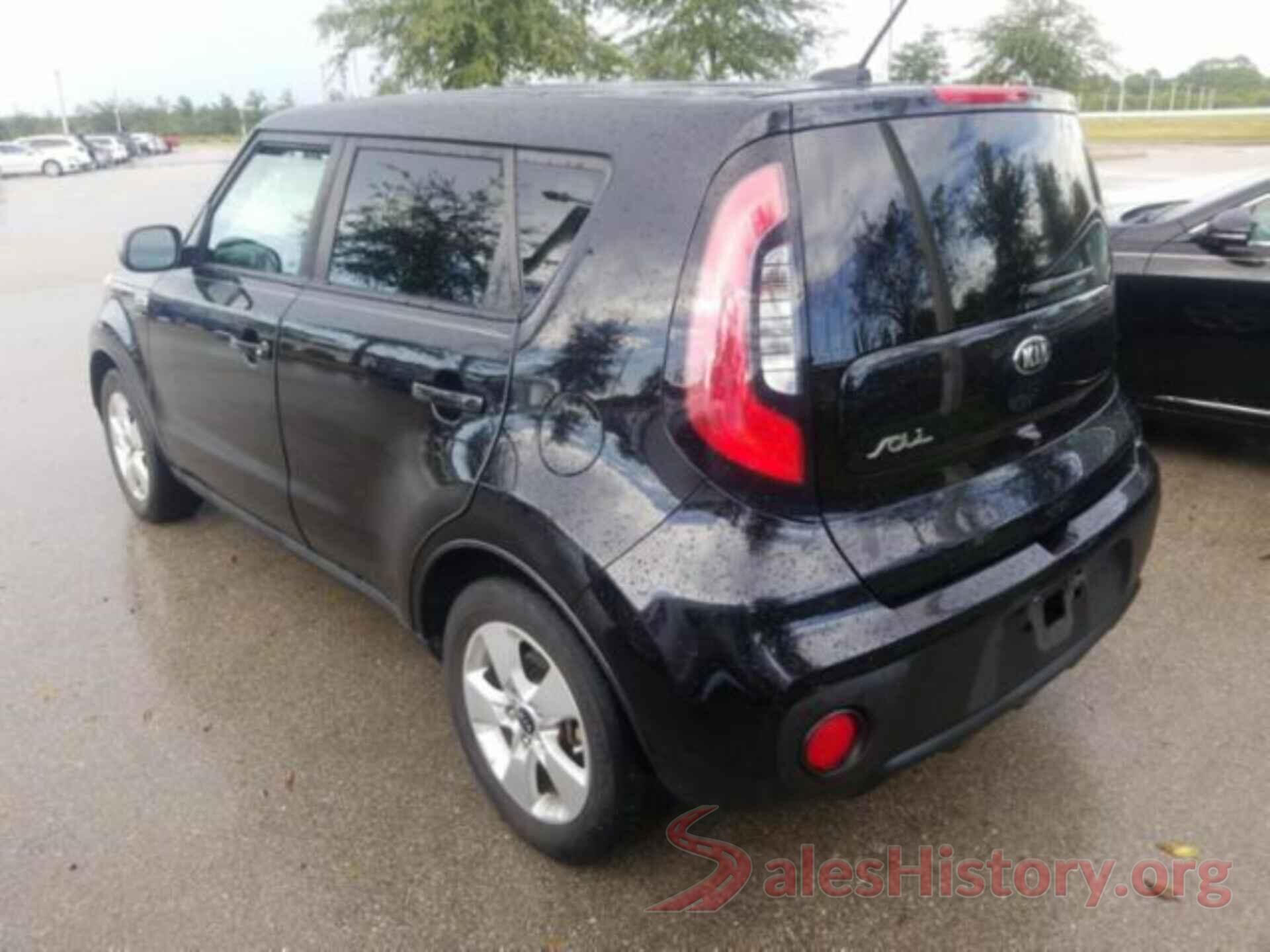 KNDJN2A2XJ7518661 2018 KIA SOUL