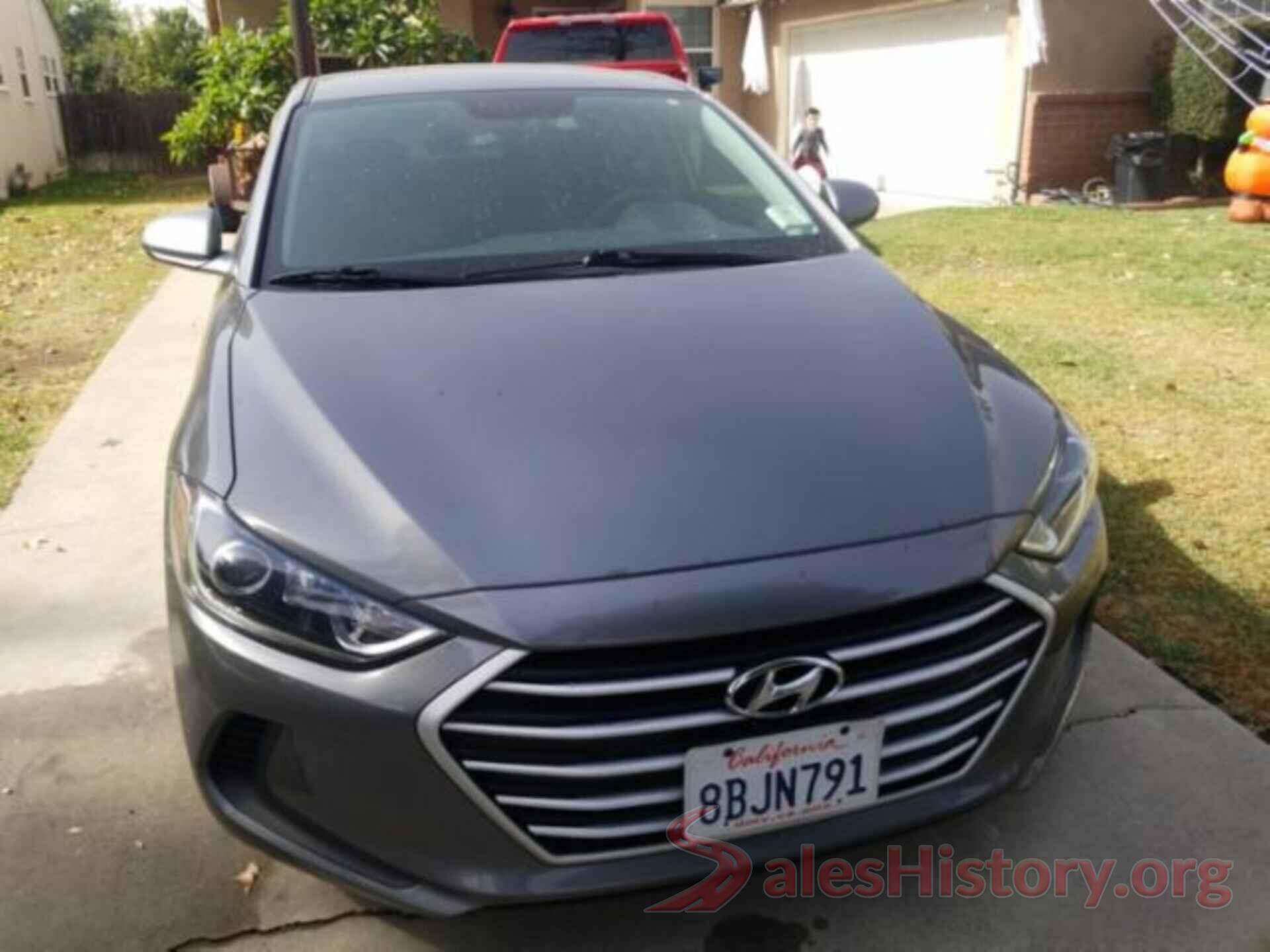 5NPD84LFXJH285926 2018 HYUNDAI ELANTRA