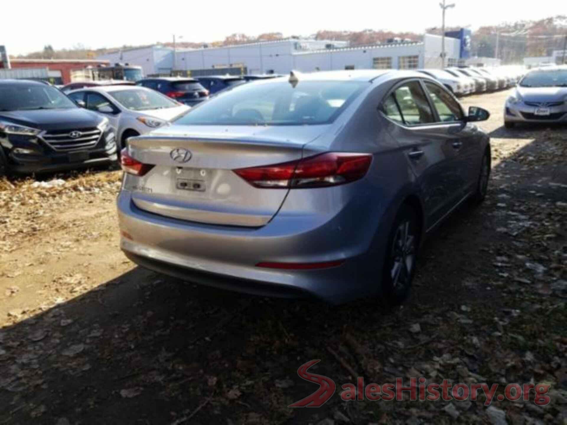 5NPD84LF4HH075011 2017 HYUNDAI ELANTRA