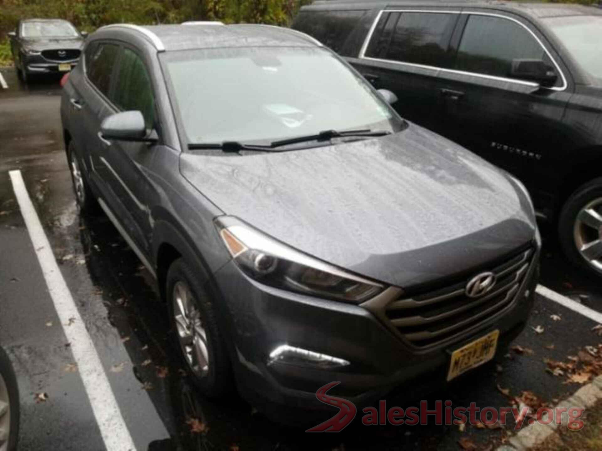 KM8J3CA46HU574293 2017 HYUNDAI TUCSON