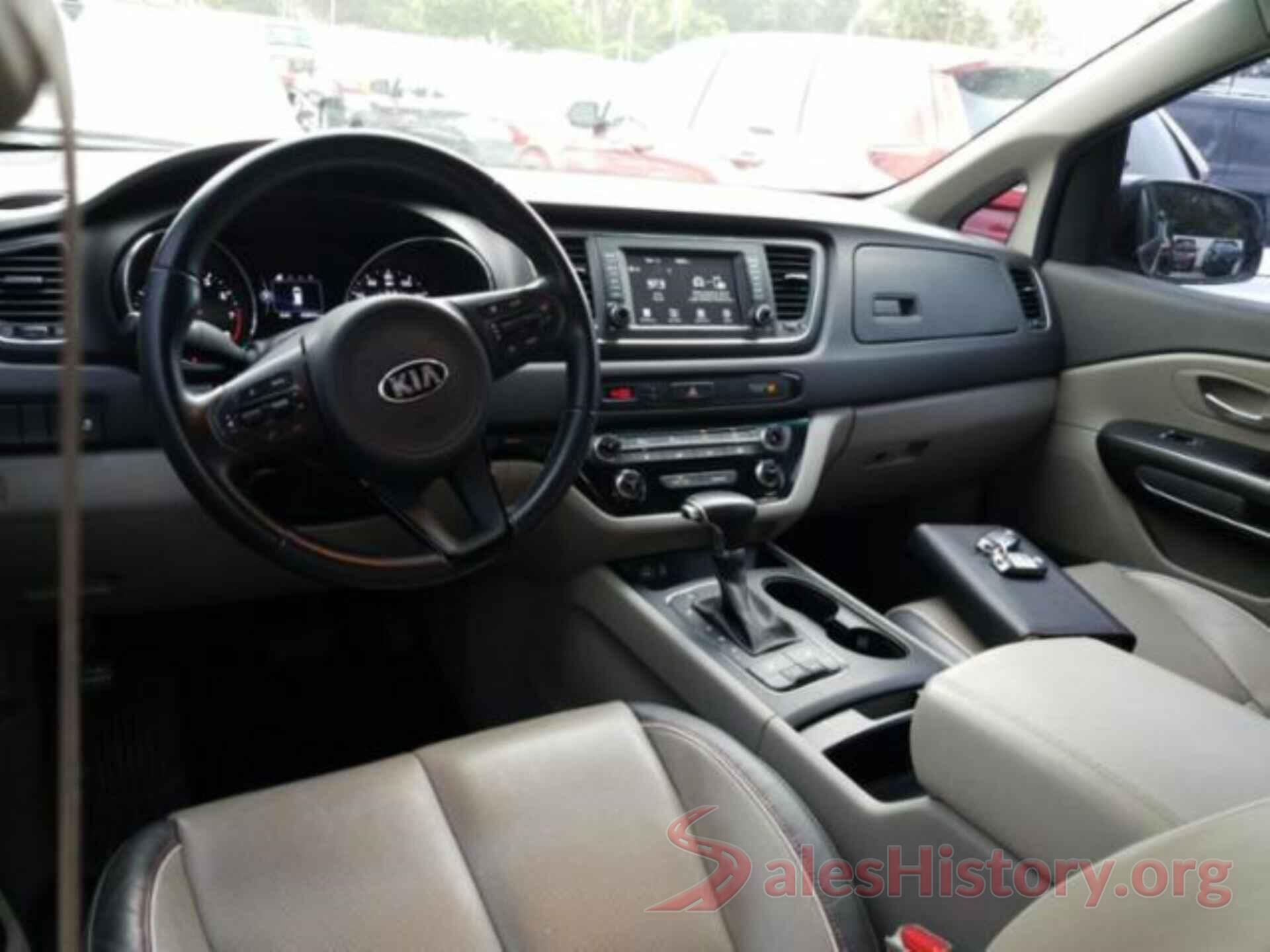 KNDMB5C13H6328101 2017 KIA SEDONA