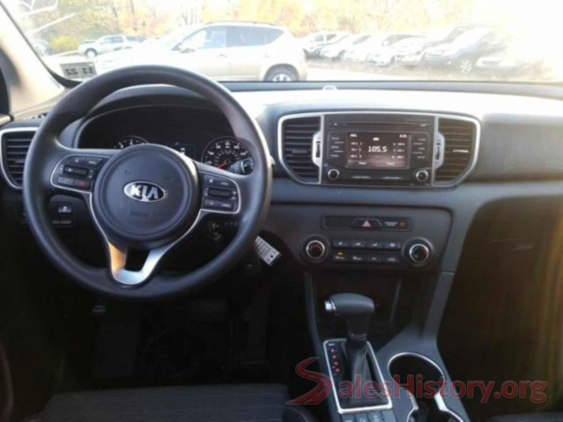 KNDPMCAC4J7370227 2018 KIA SPORTAGE