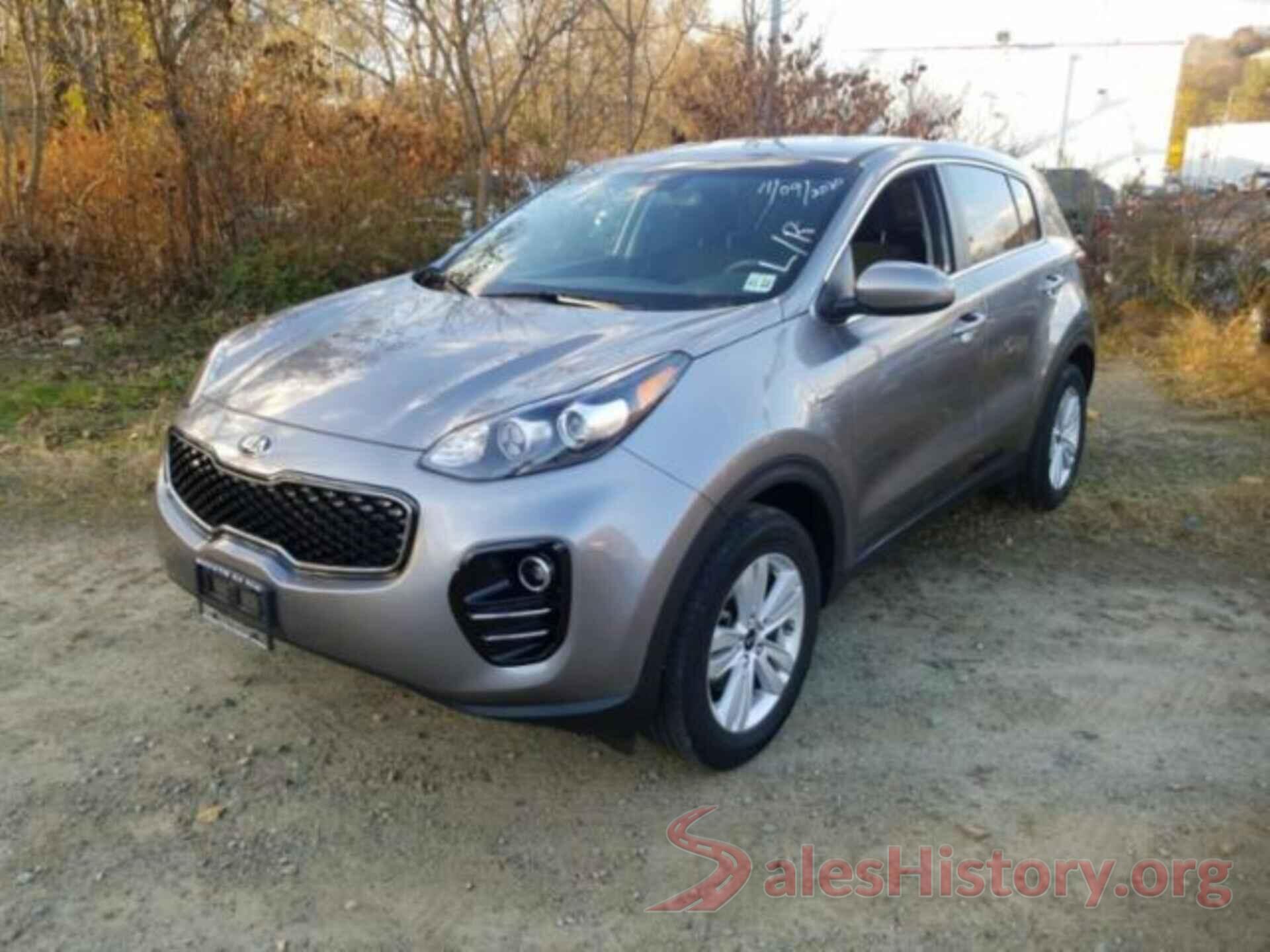 KNDPMCAC4J7370227 2018 KIA SPORTAGE