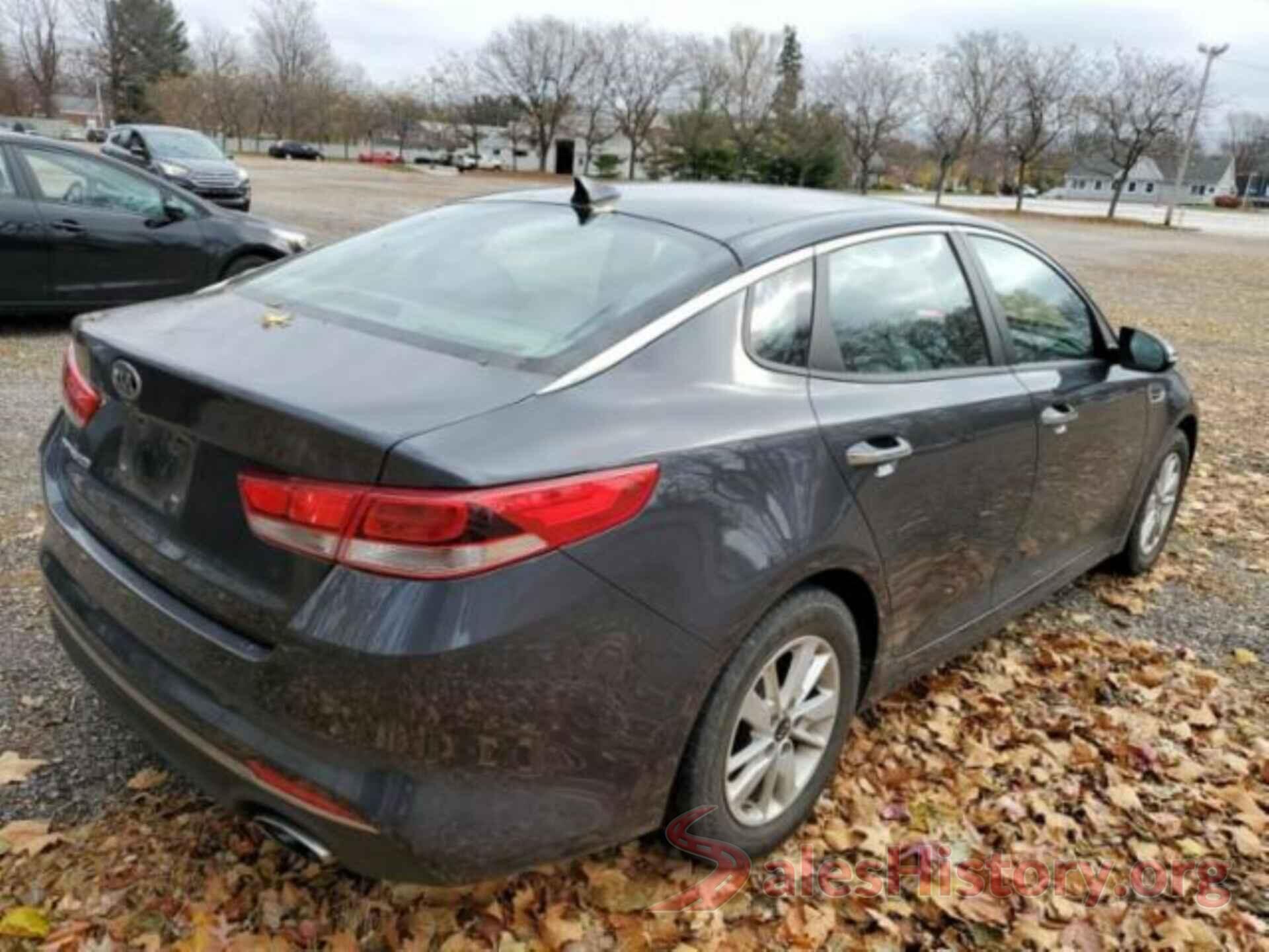 5XXGT4L38HG135675 2017 KIA OPTIMA