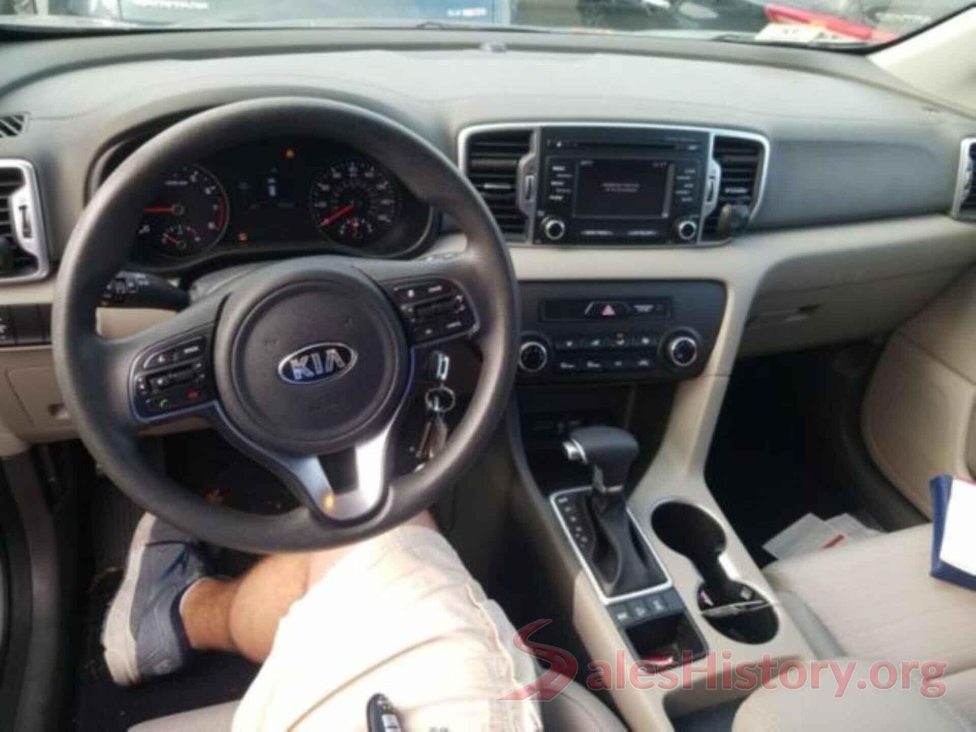 KNDPMCAC3J7354195 2018 KIA SPORTAGE