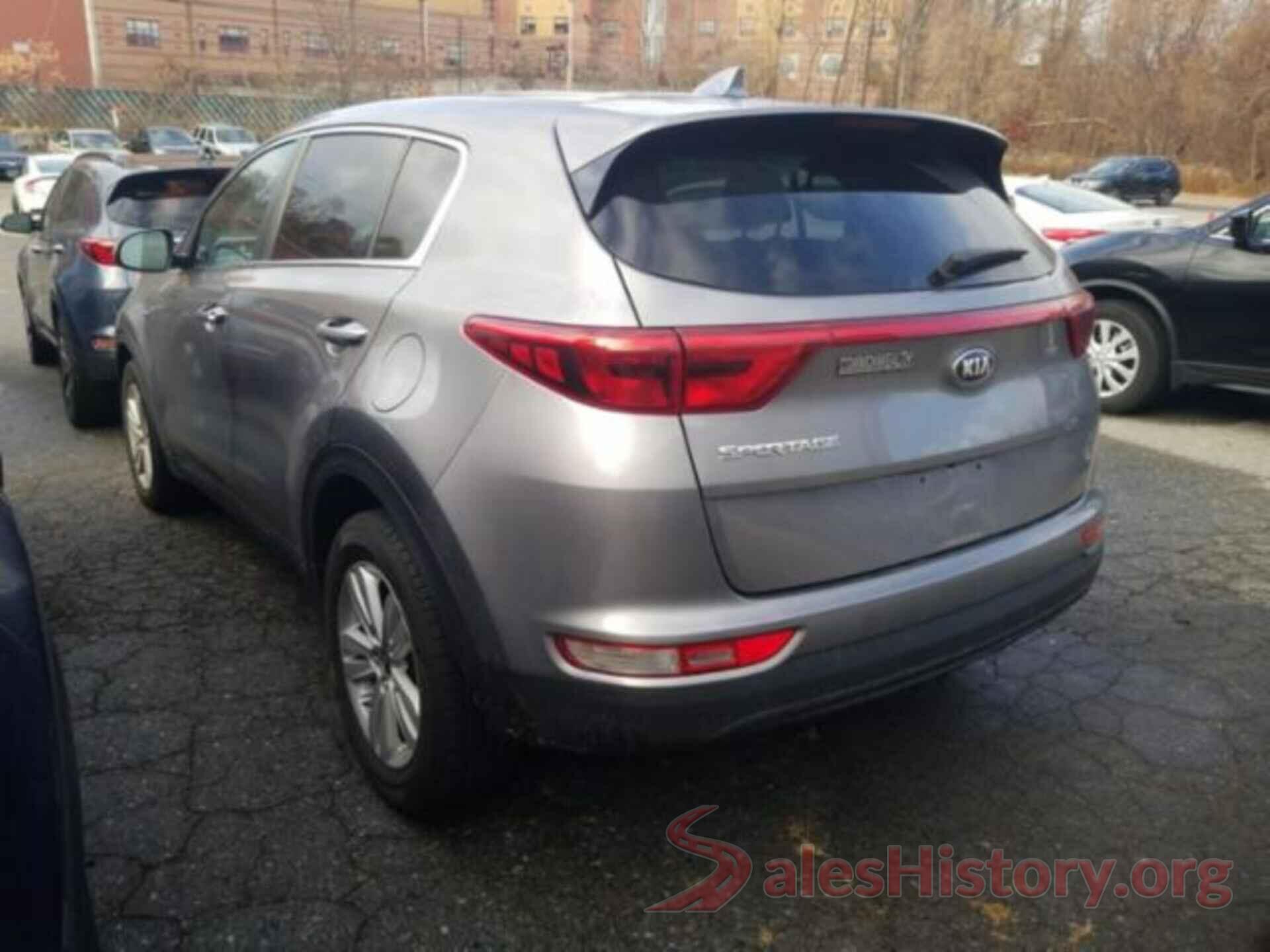 KNDPMCAC3J7354195 2018 KIA SPORTAGE