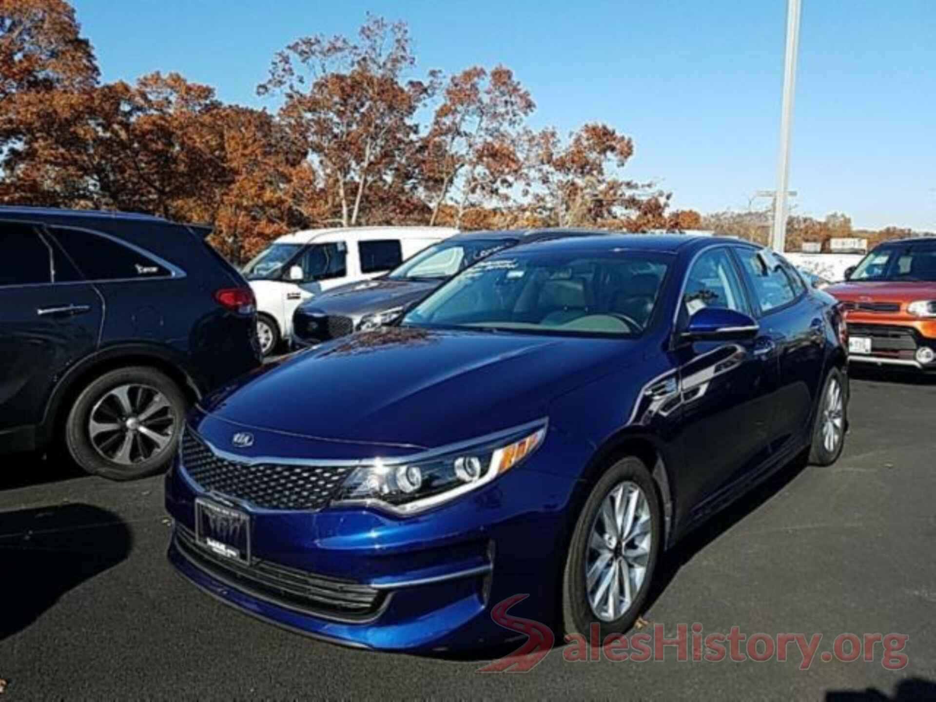 5XXGU4L33HG136715 2017 KIA OPTIMA