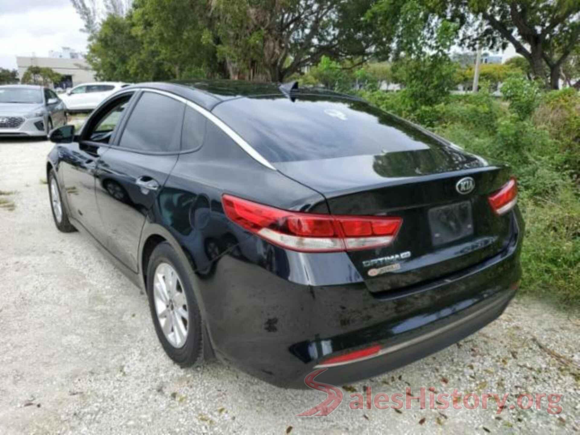 KNAGT4L31G5119236 2016 KIA OPTIMA