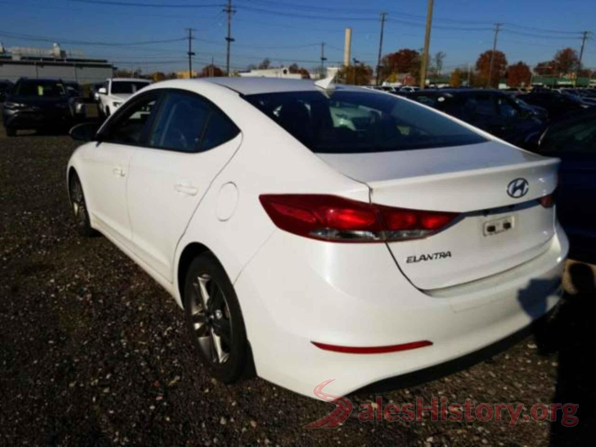 5NPD84LF1JH273700 2018 HYUNDAI ELANTRA