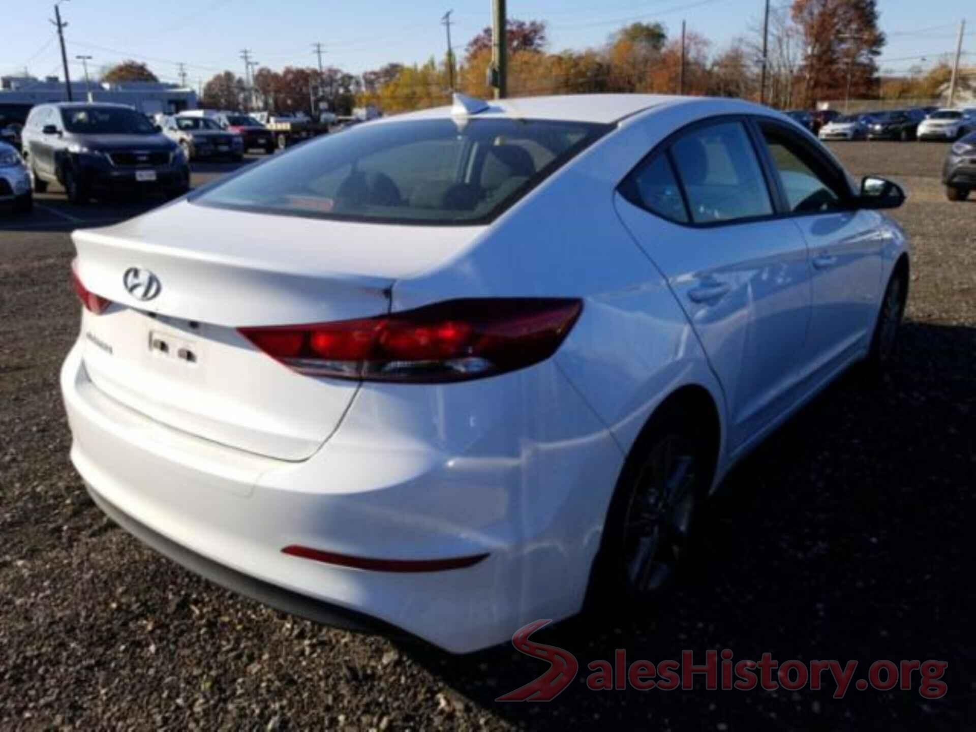 5NPD84LF1JH273700 2018 HYUNDAI ELANTRA