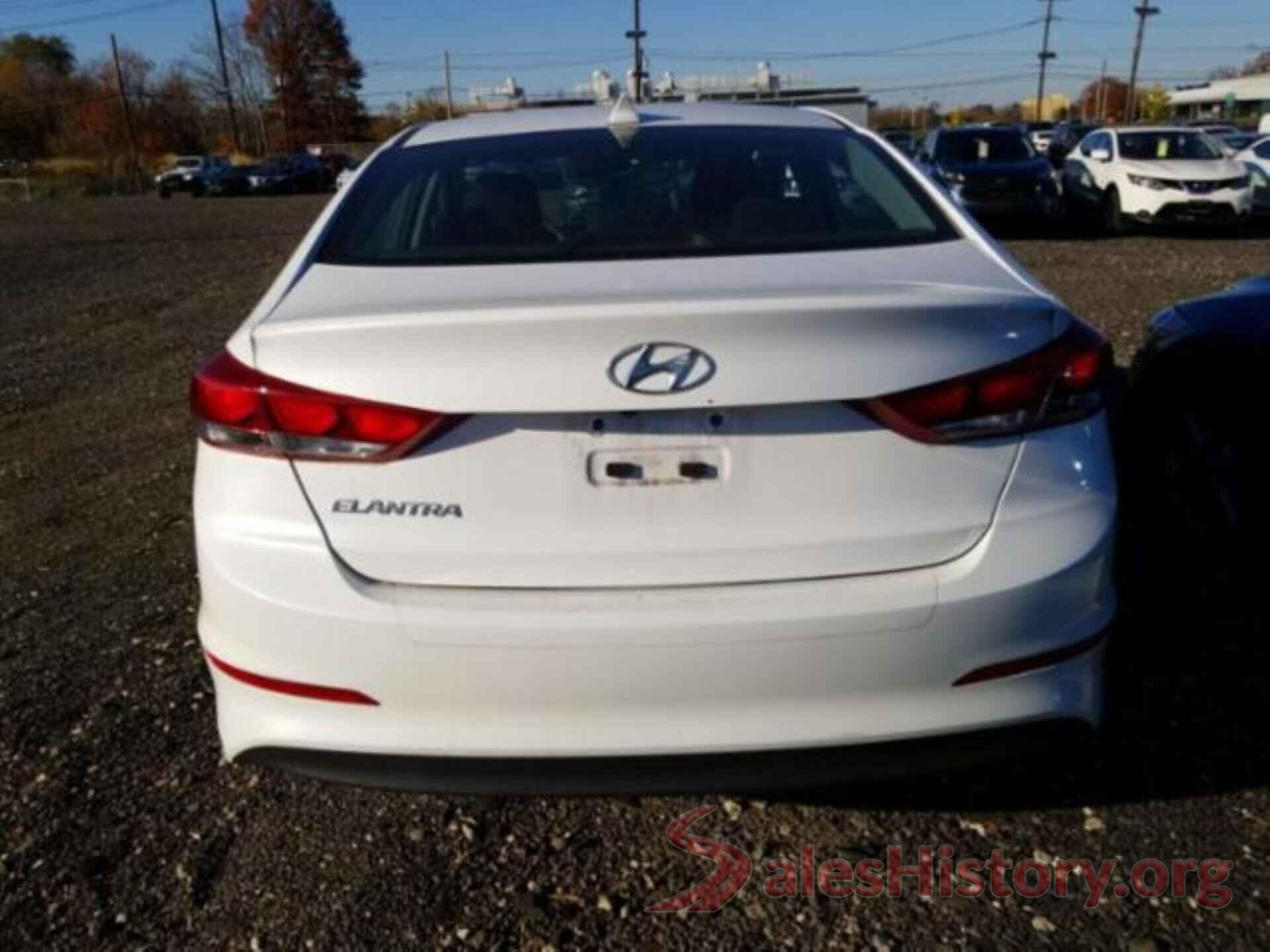 5NPD84LF1JH273700 2018 HYUNDAI ELANTRA