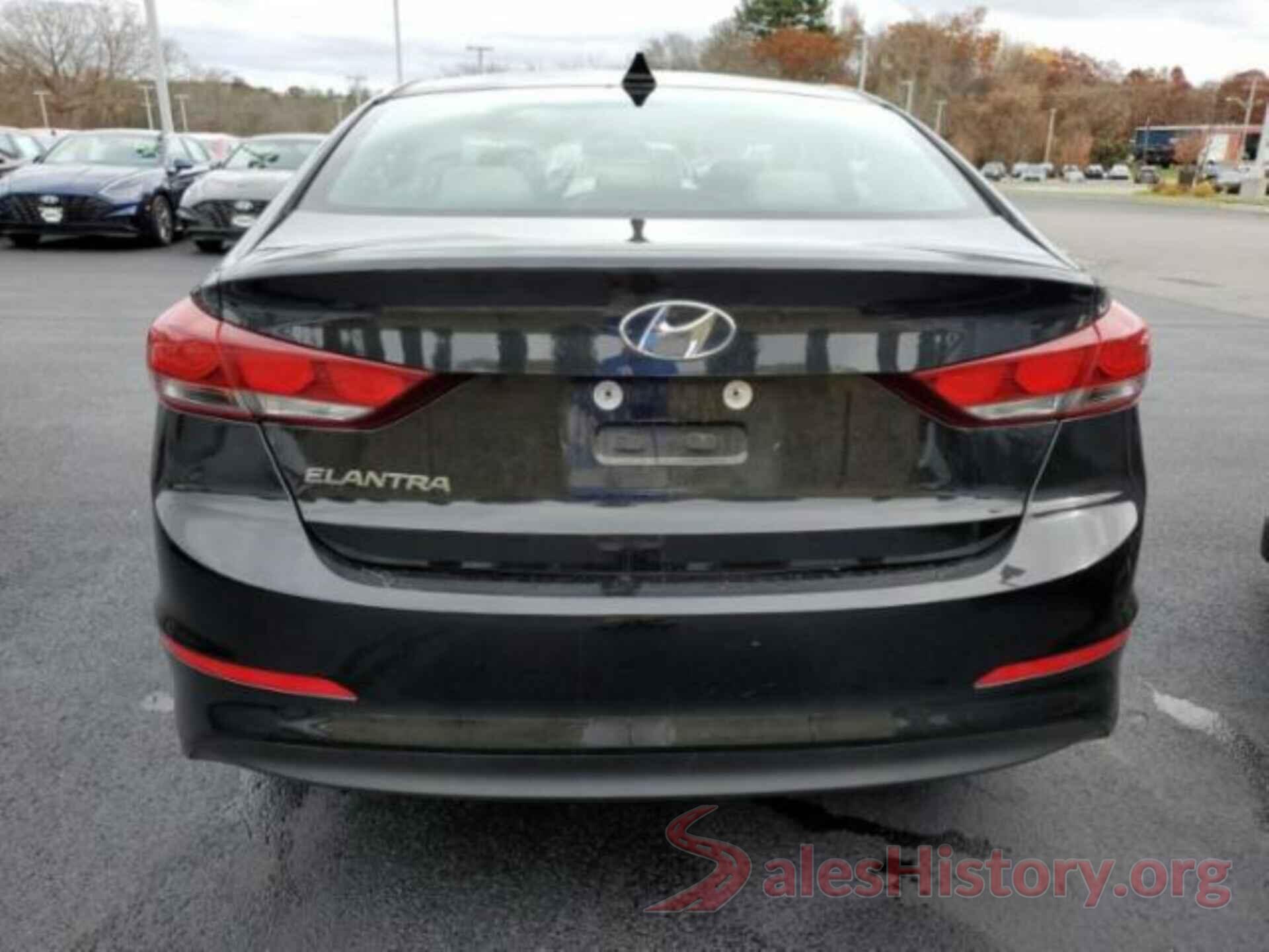 5NPD84LF7JH274298 2018 HYUNDAI ELANTRA