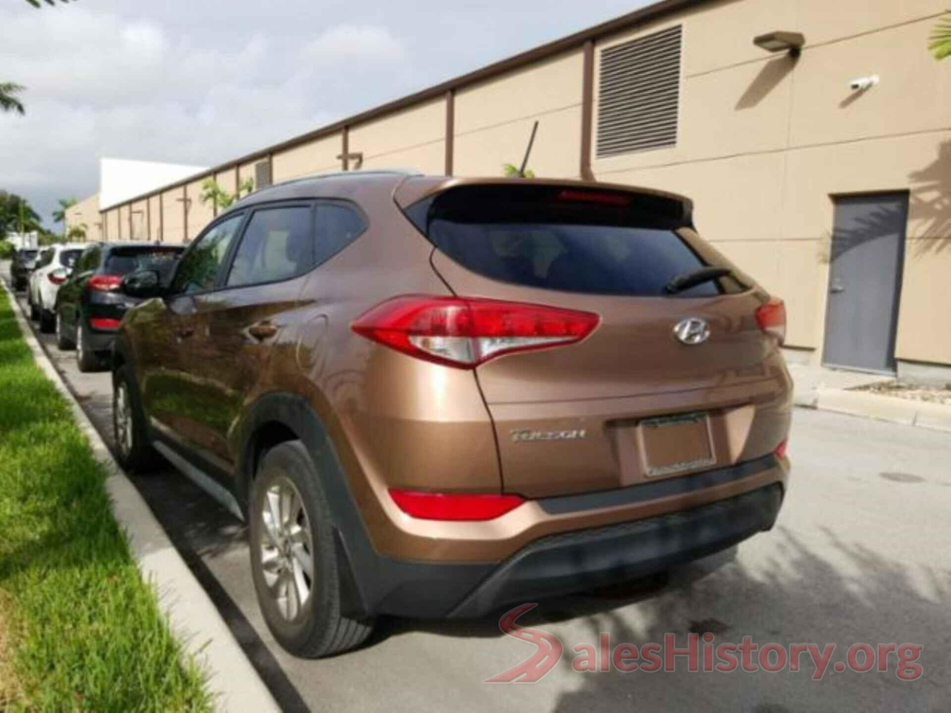 KM8J33A47HU480763 2017 HYUNDAI TUCSON