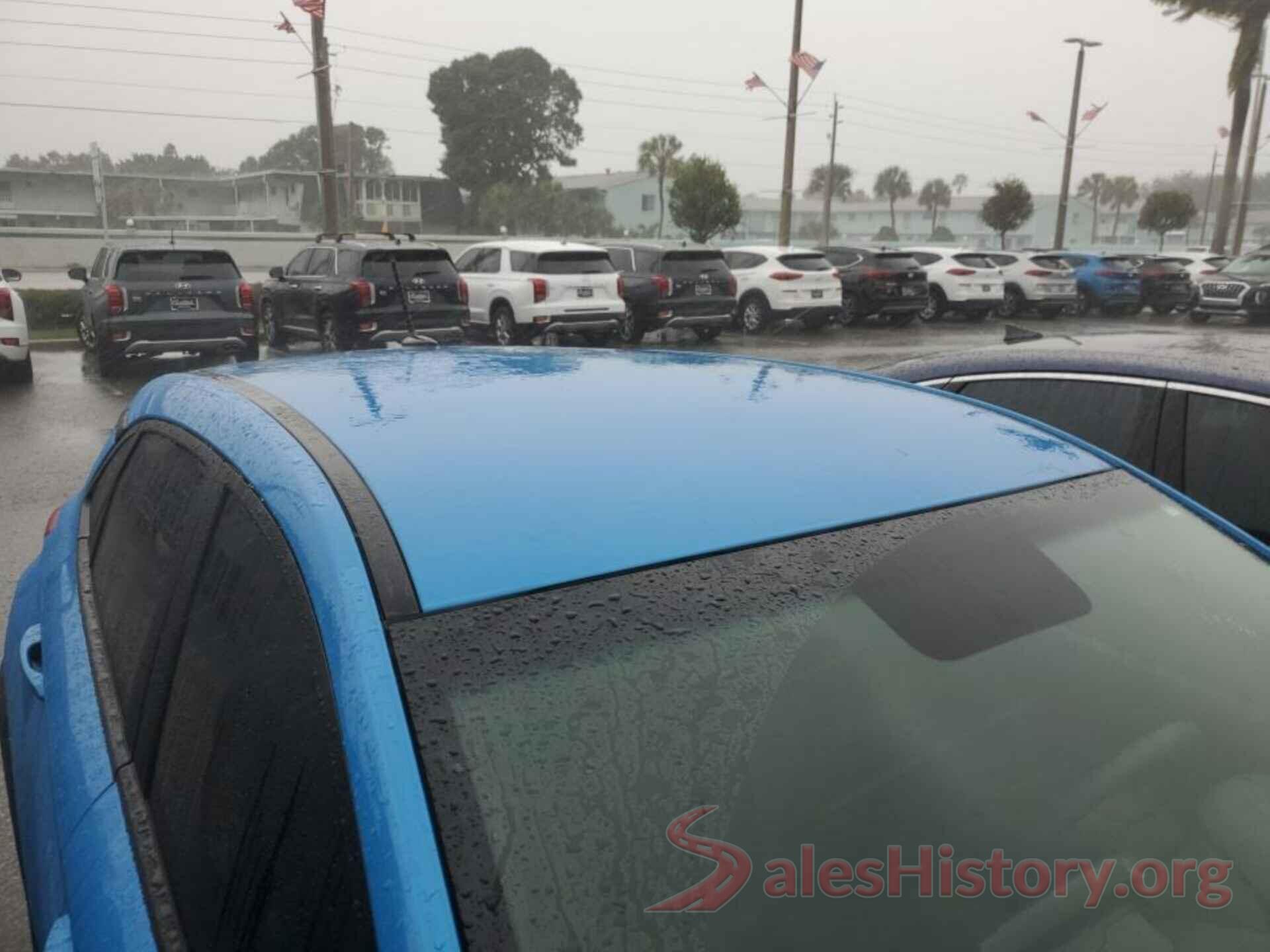 KM8K12AAXJU101075 2018 HYUNDAI KONA