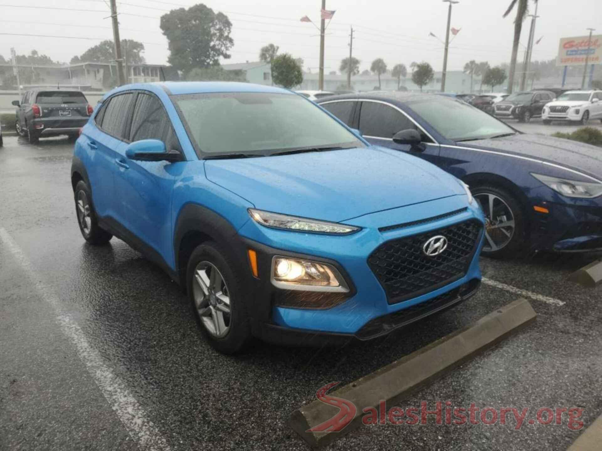 KM8K12AAXJU101075 2018 HYUNDAI KONA