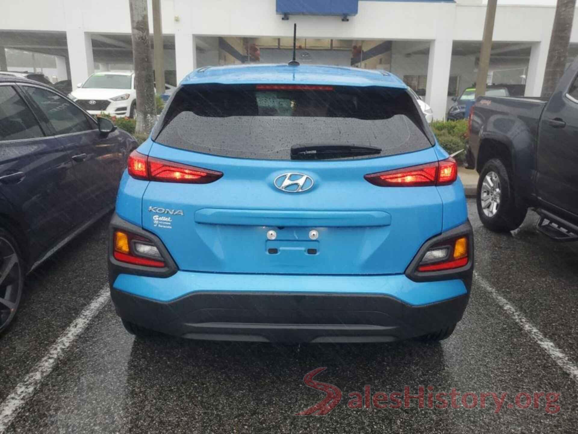 KM8K12AAXJU101075 2018 HYUNDAI KONA