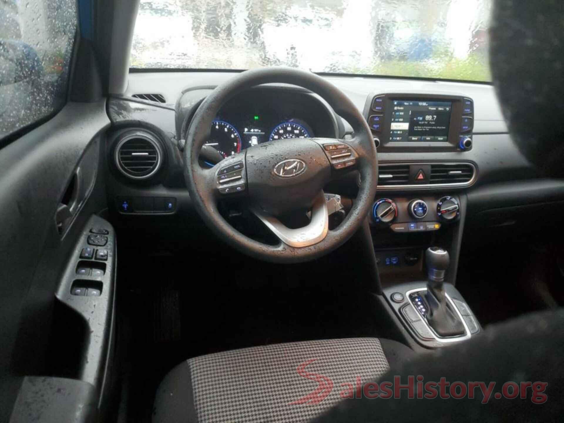 KM8K12AAXJU101075 2018 HYUNDAI KONA