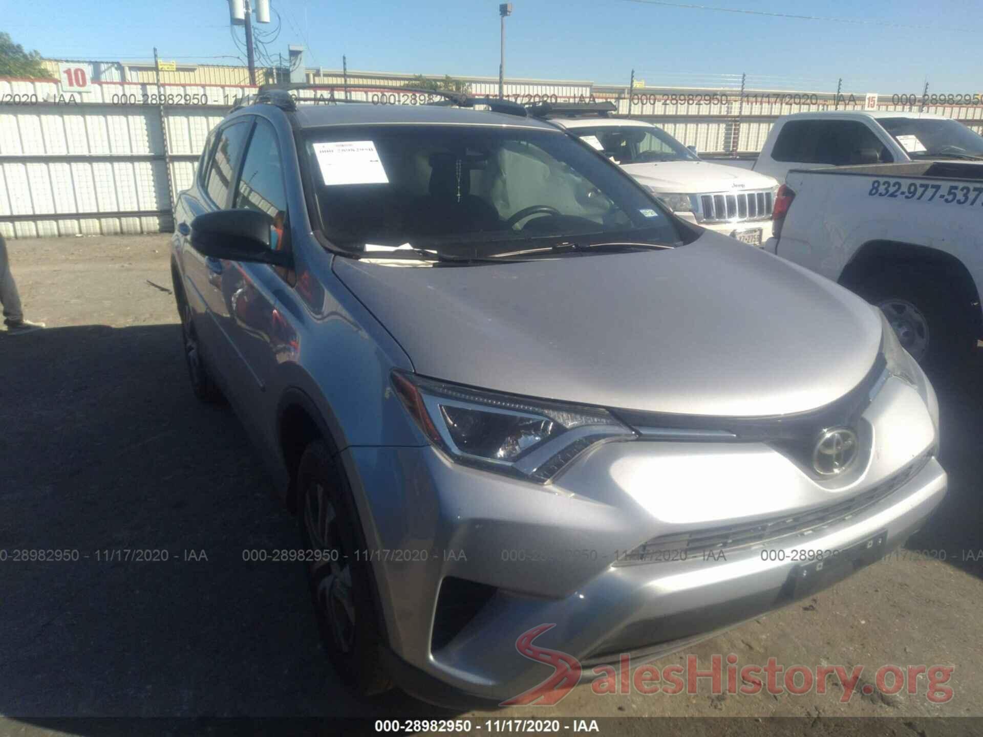 2T3ZFREV7HW352725 2017 TOYOTA RAV4