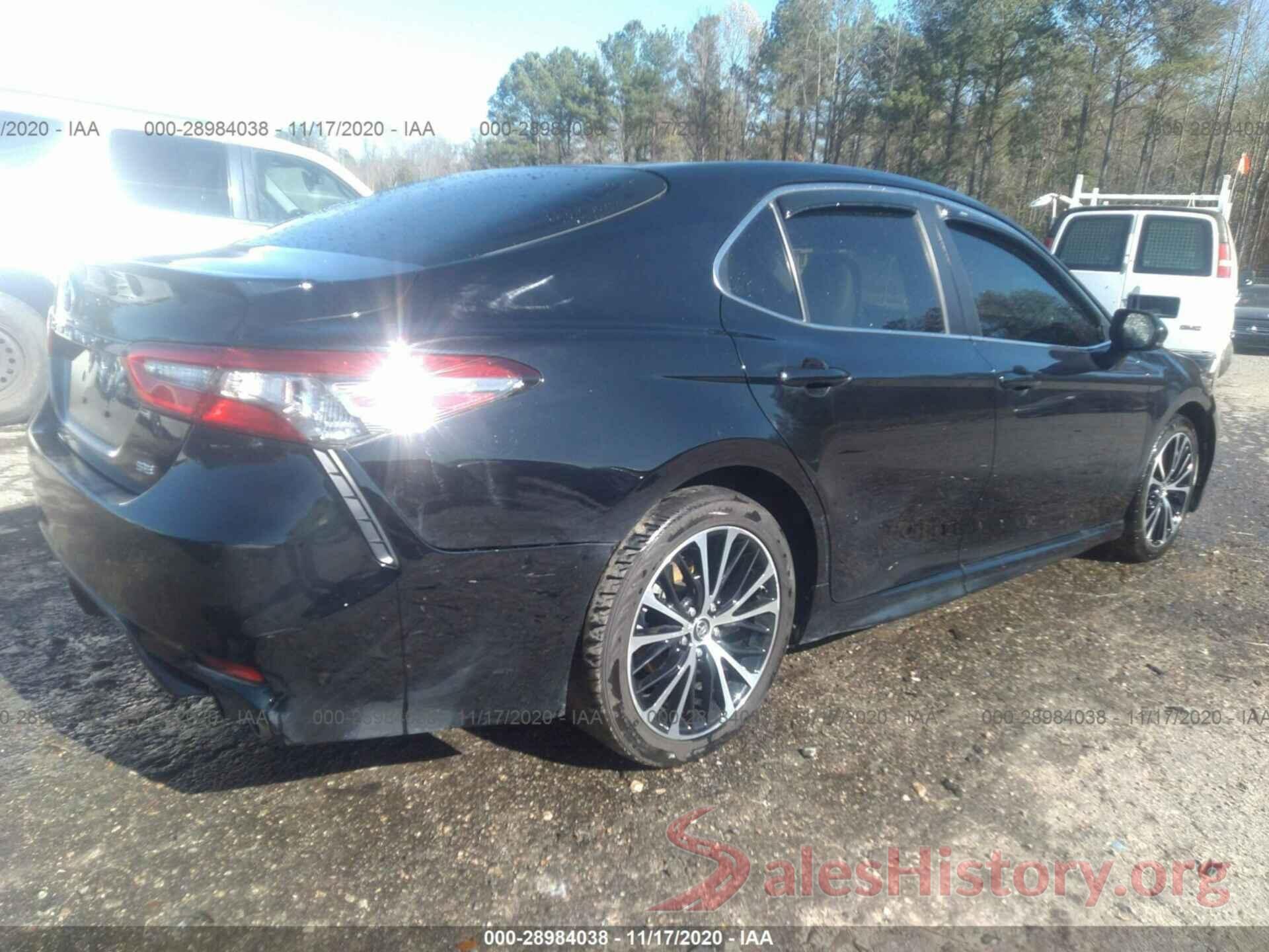 JTNB11HK0J3036686 2018 TOYOTA CAMRY