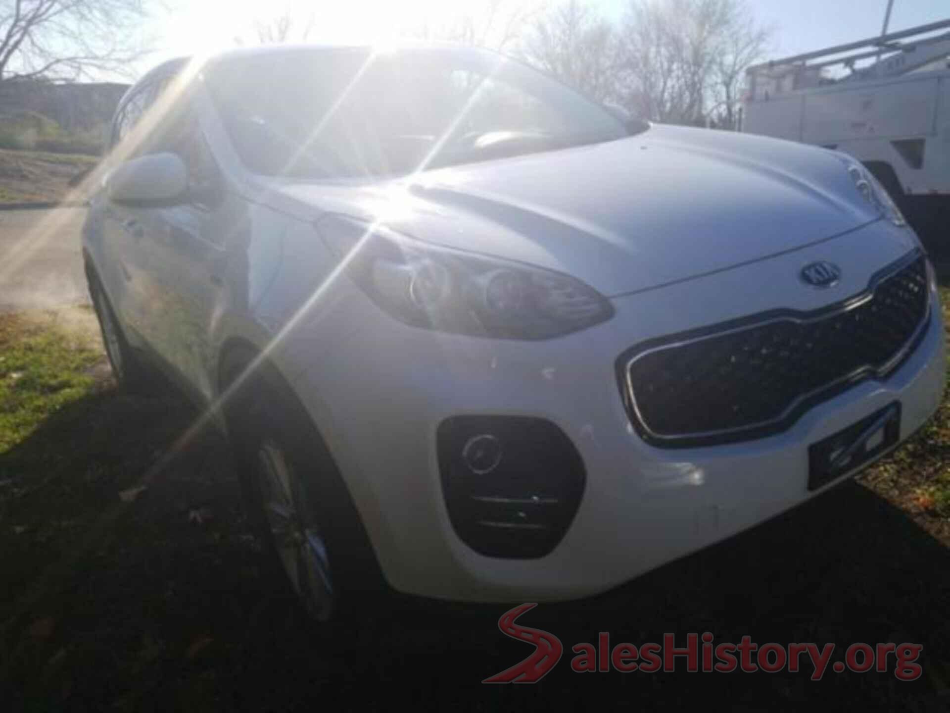 KNDPMCAC2J7369125 2018 KIA SPORTAGE