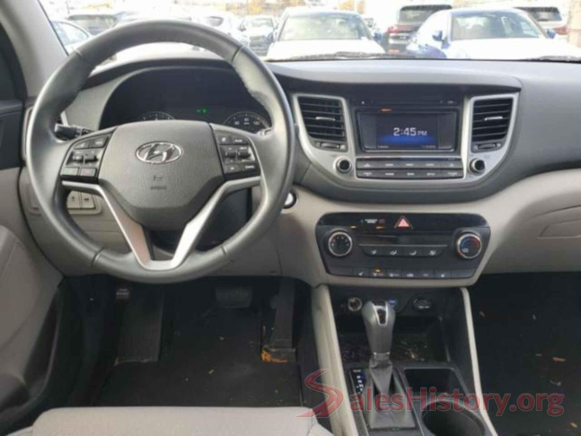 KM8J3CA22HU593227 2017 HYUNDAI TUCSON