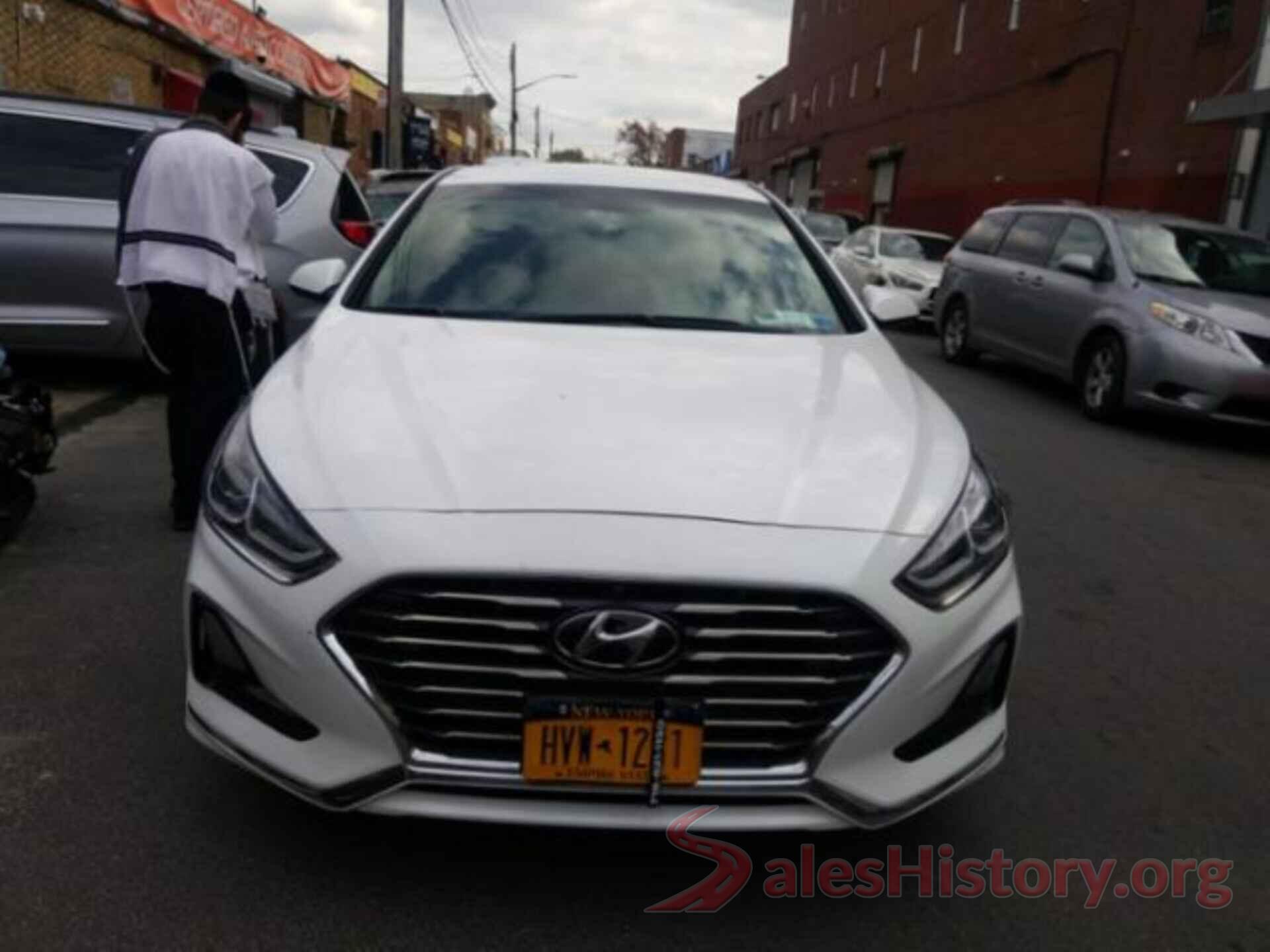 5NPE24AF8JH645185 2018 HYUNDAI SONATA