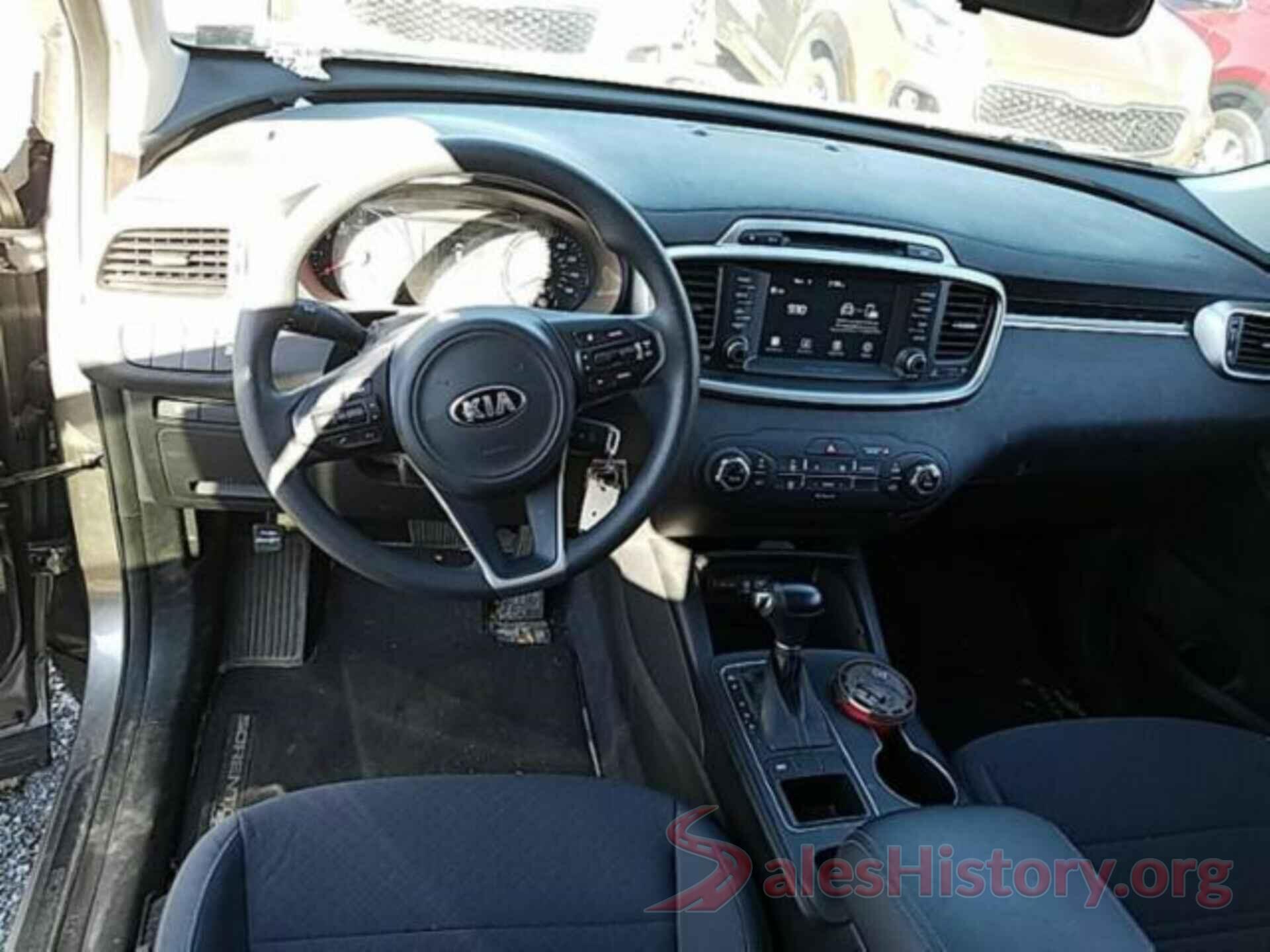 5XYPG4A38JG344049 2018 KIA SORENTO