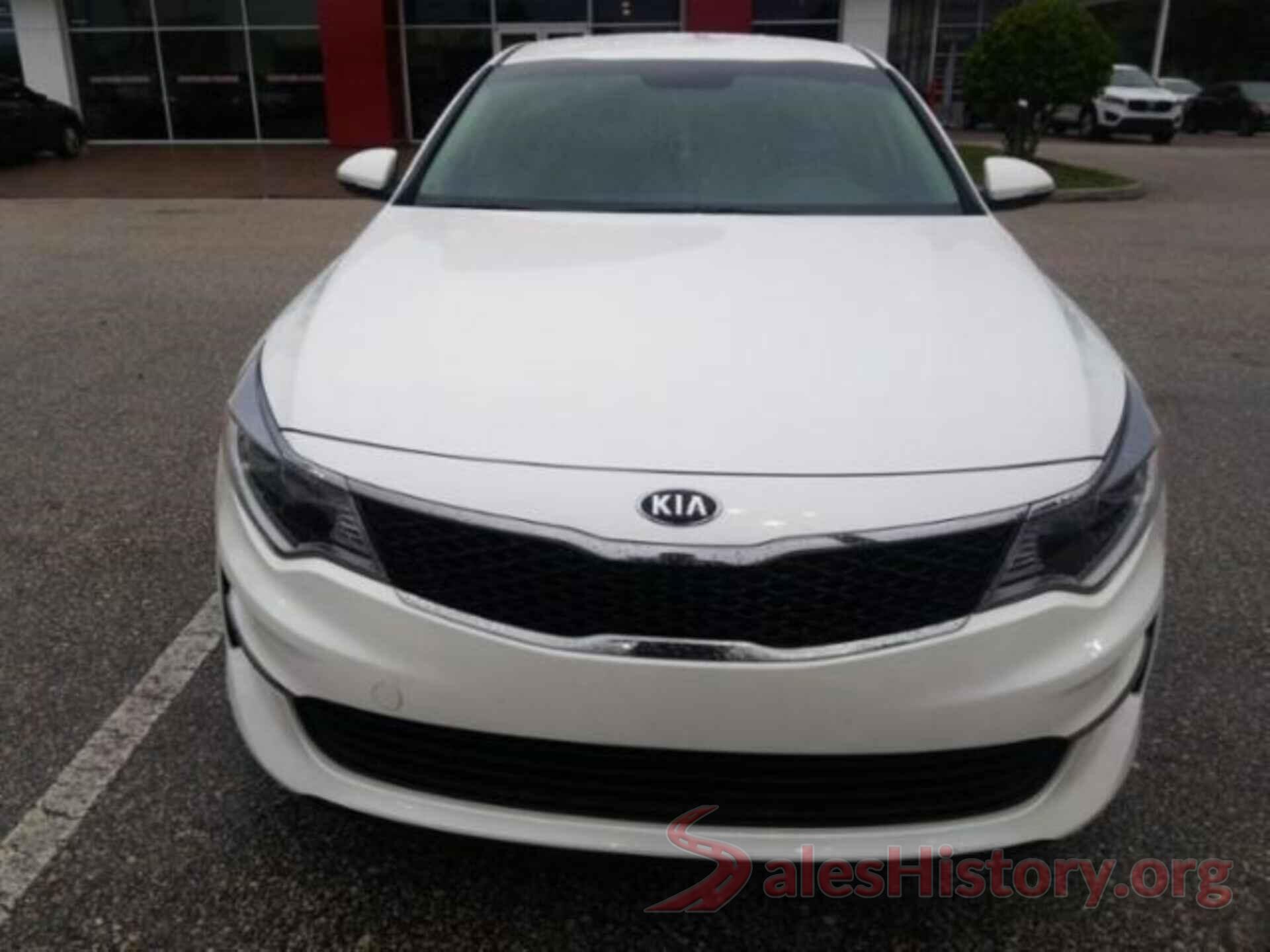 KNAGT4L36J5214429 2018 KIA OPTIMA