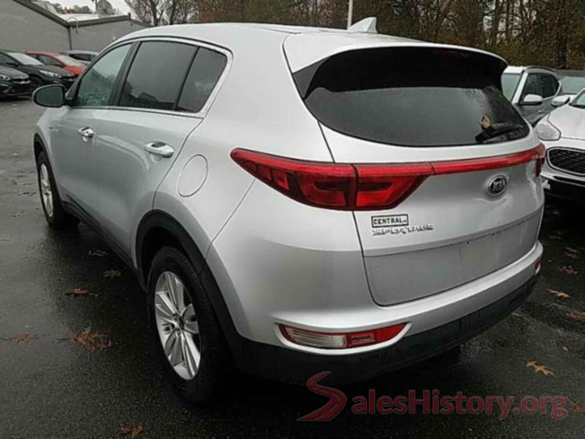 KNDPMCAC5J7426157 2018 KIA SPORTAGE