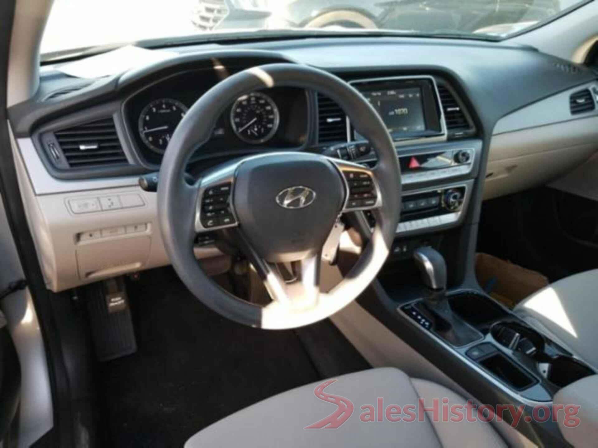 5NPE24AF6JH615764 2018 HYUNDAI SONATA